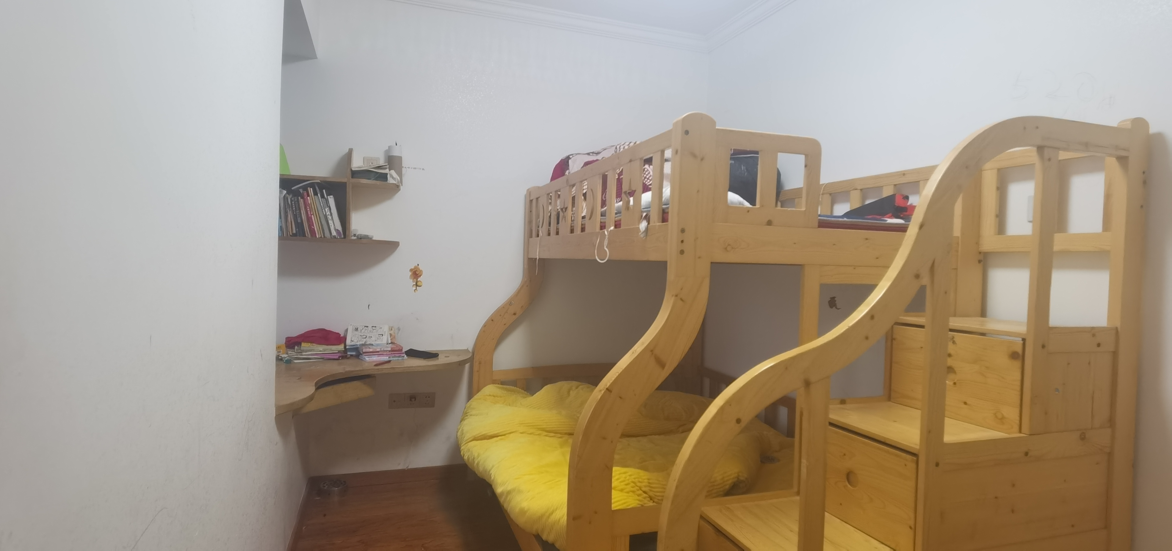 百弘学府城 1室0厅0卫 1400.0元/月 百弘学府城 1室0厅0卫 1400.0元/月室内图