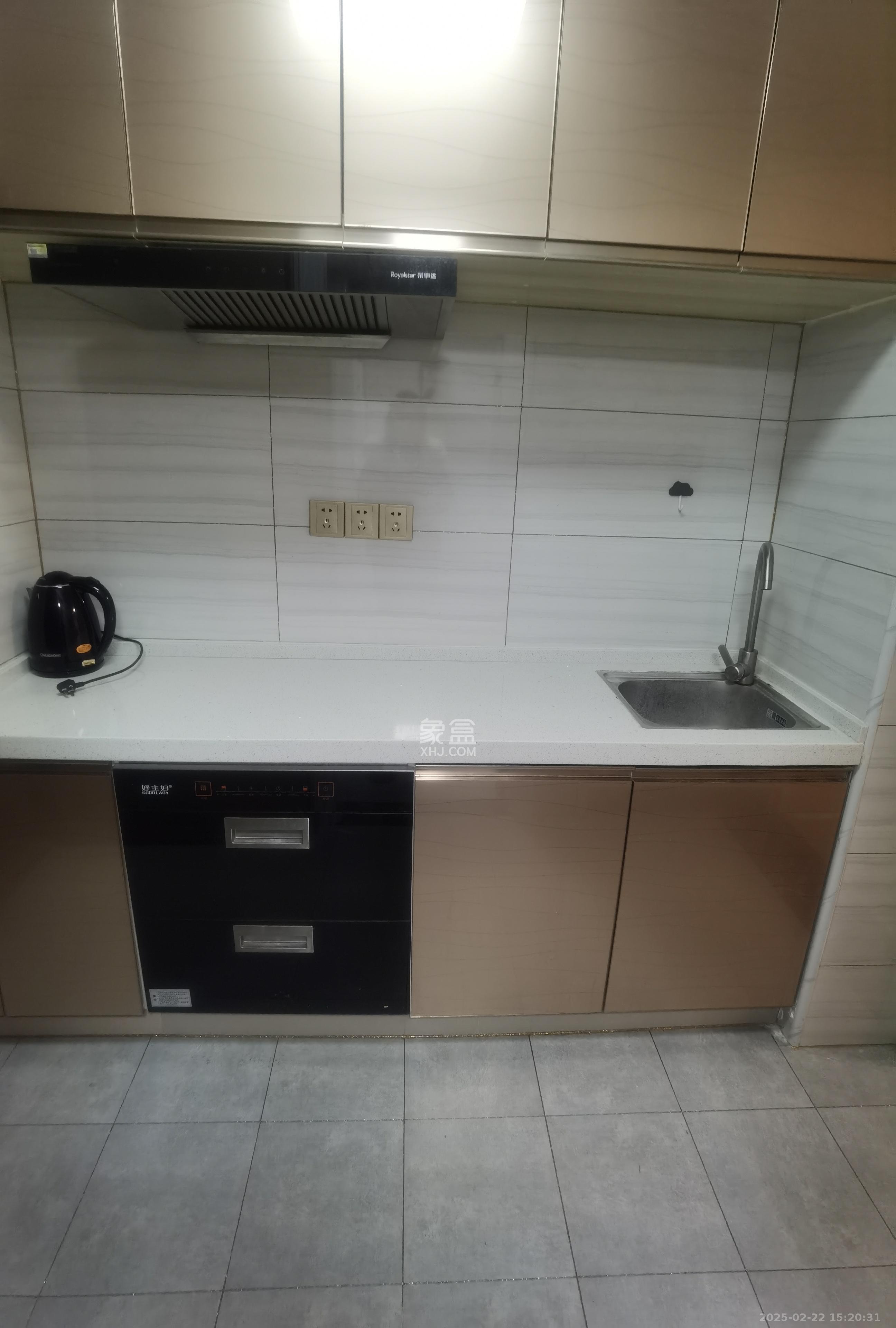 嘉华城（一期）  1室1厅1卫    1400.0元/月室内图