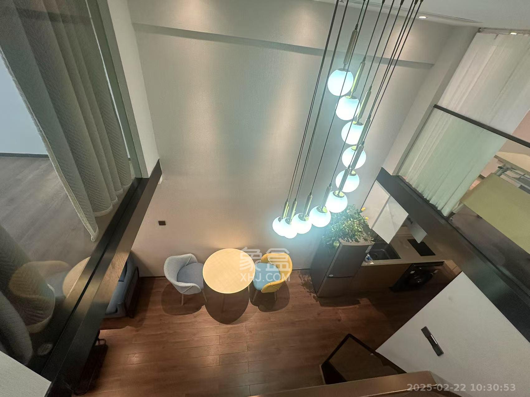 达美寰宇中心 2室1厅1卫 2800.0元/月 达美寰宇中心 2室1厅1卫 2800.0元/月室内图