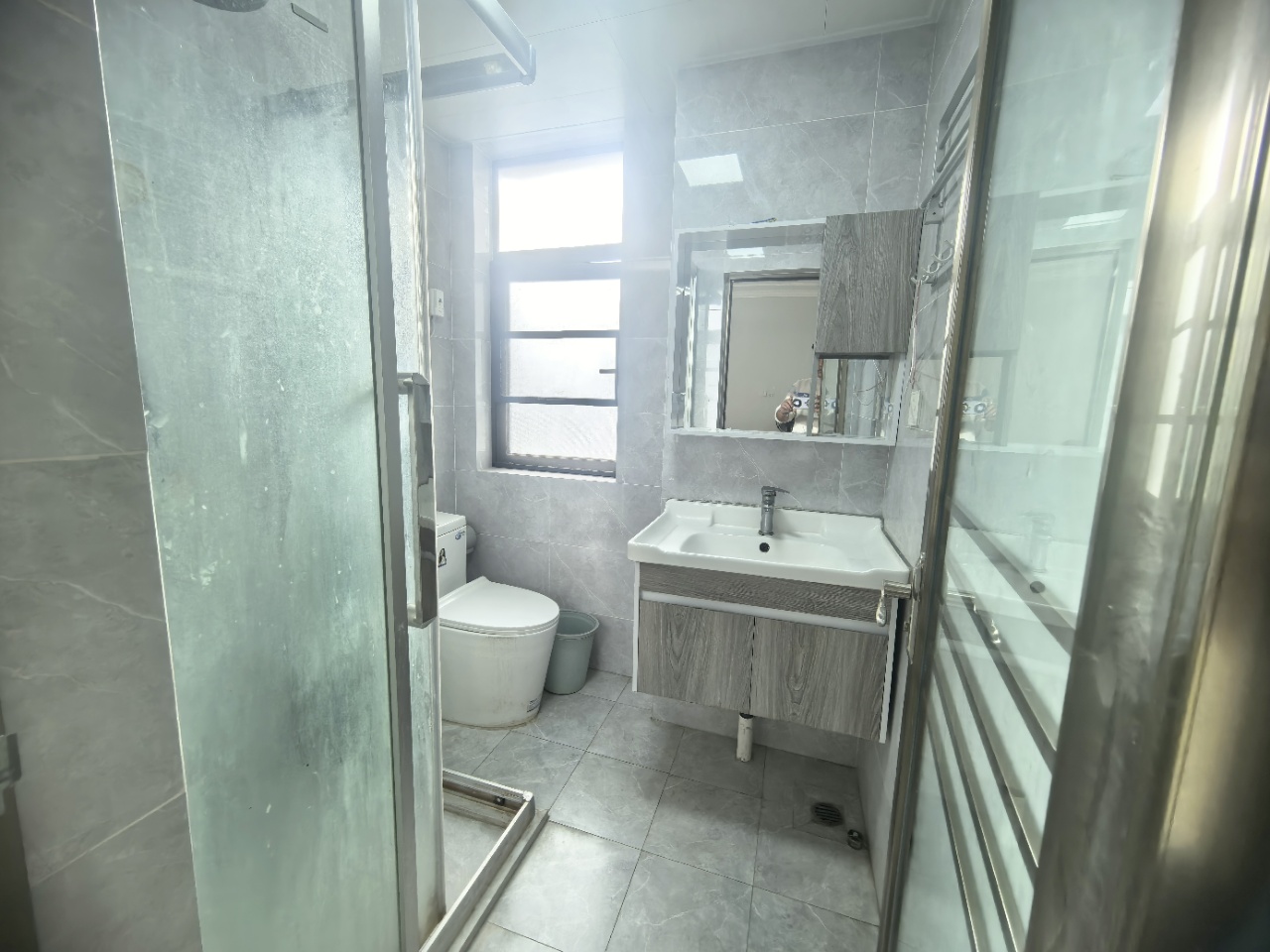 伊泰天骄二期 2室2厅1卫 128.0万 伊泰天骄二期 2室2厅1卫 128.0万室内图