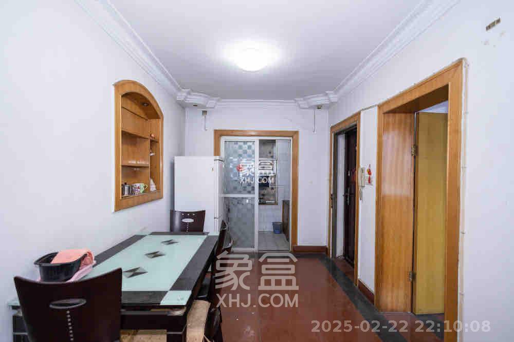 杏花苑  4室2厅2卫    1800.0元/月室内图