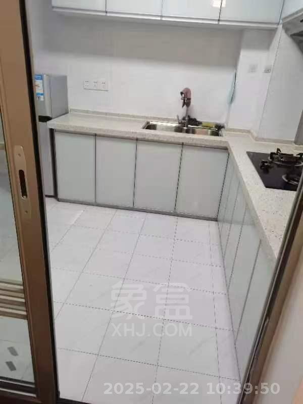 金轮翡翠名园 3室2厅1卫 1800.0元/月 金轮翡翠名园 3室2厅1卫 1800.0元/月室内图