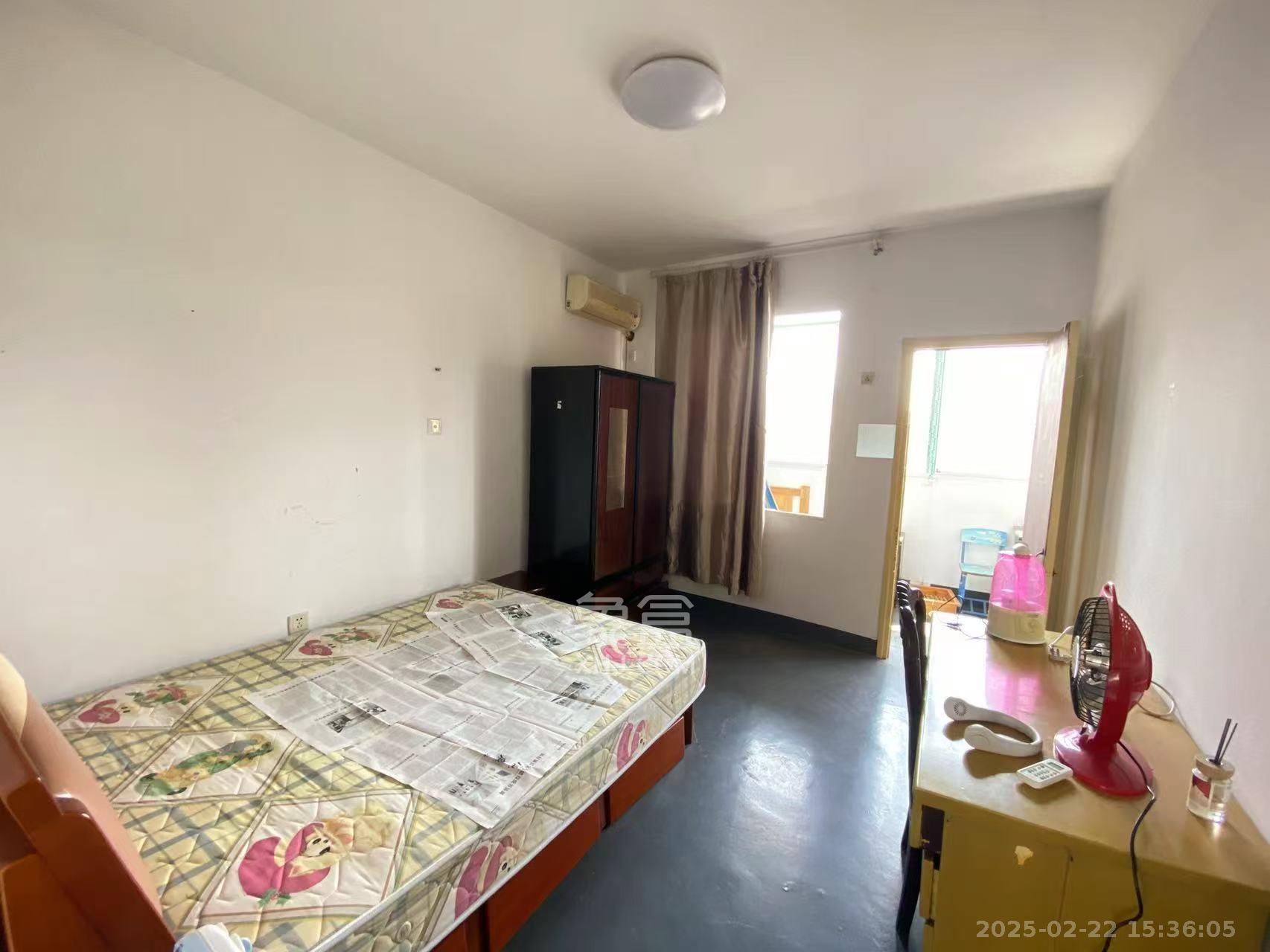 南园小区 2室2厅1卫 1300.0元/月 南园小区 2室2厅1卫 1300.0元/月室内图