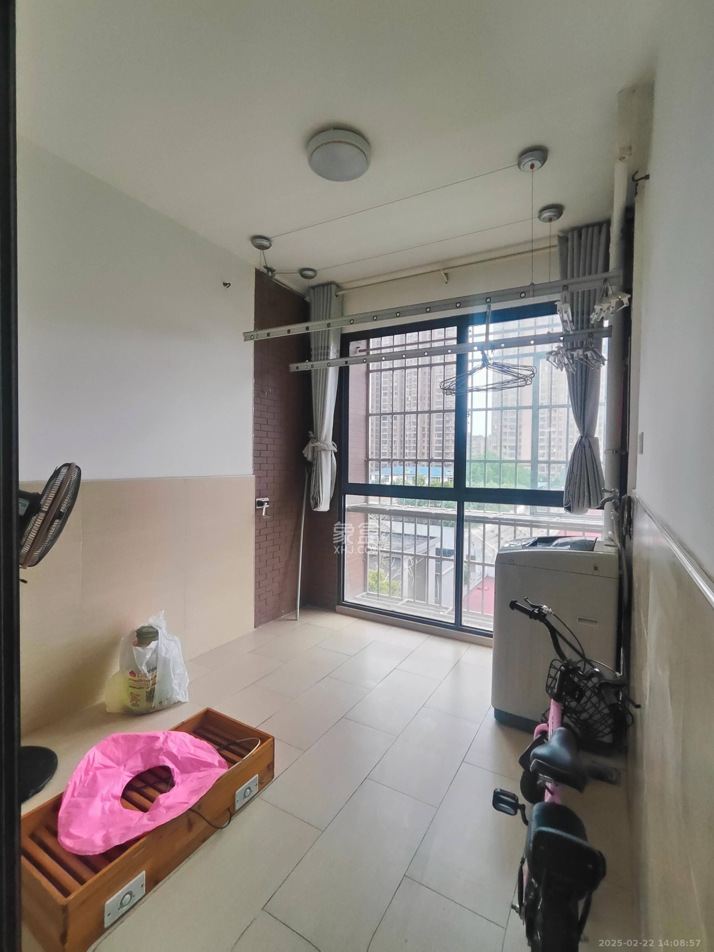 高林仕家  3室2厅1卫   1700.00元/月室内图