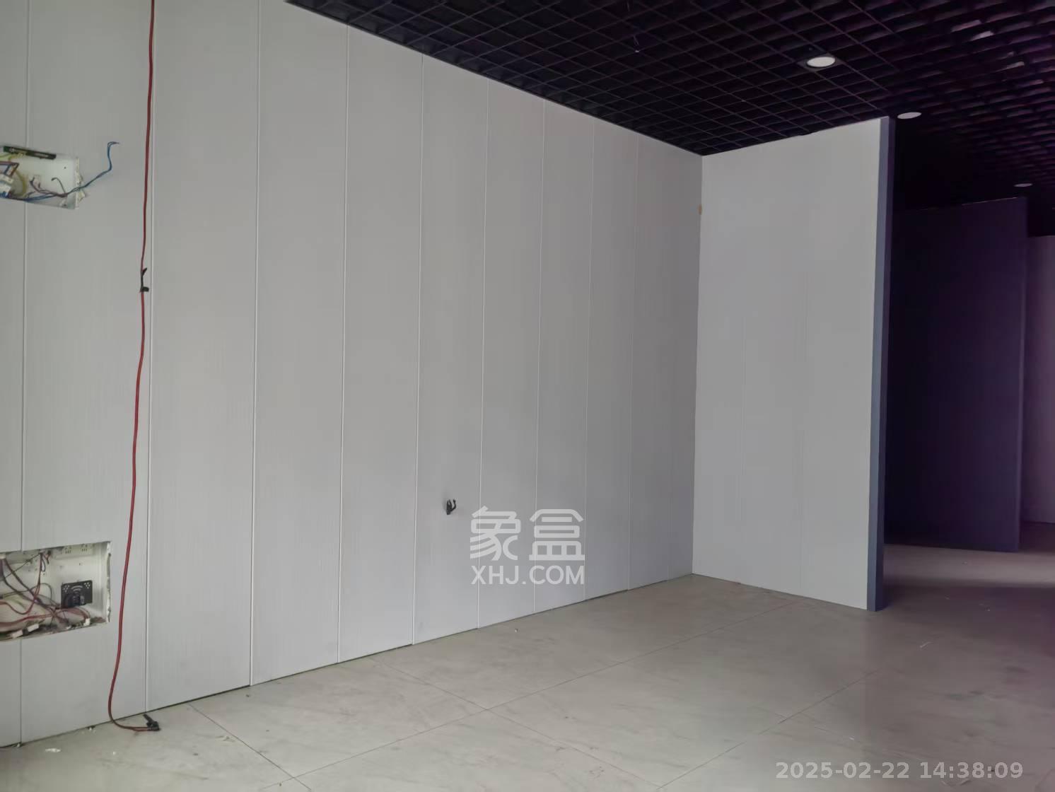 梅溪湖家居建材城   45.39㎡     2000.00元/月室内图