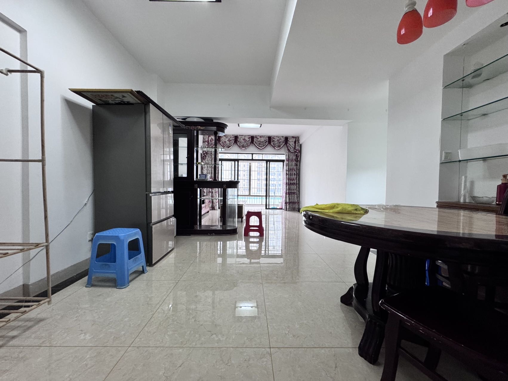 金银小区  2室2厅1卫    93.0万 金银小区  2室2厅1卫    93.0万客厅