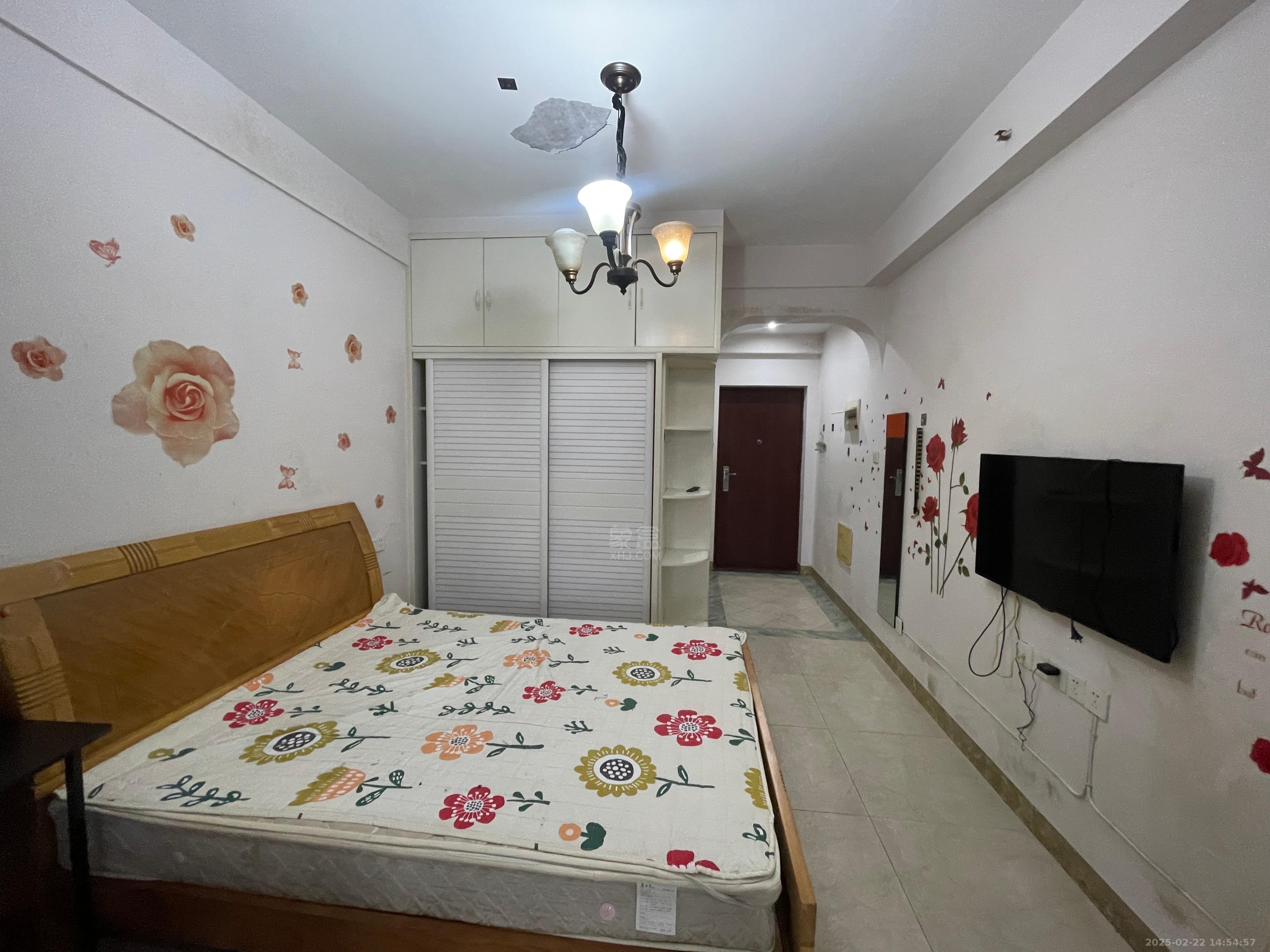 中建御山和苑  1室1厅1卫   1200.00元/月室内图