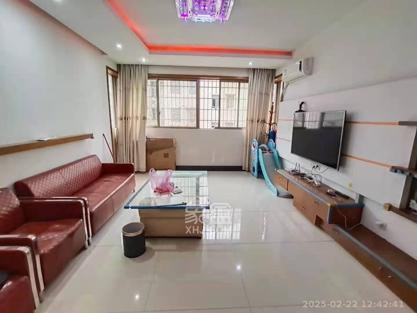 黄鹤小区1片  2室1厅1卫   1500.00元/月室内图