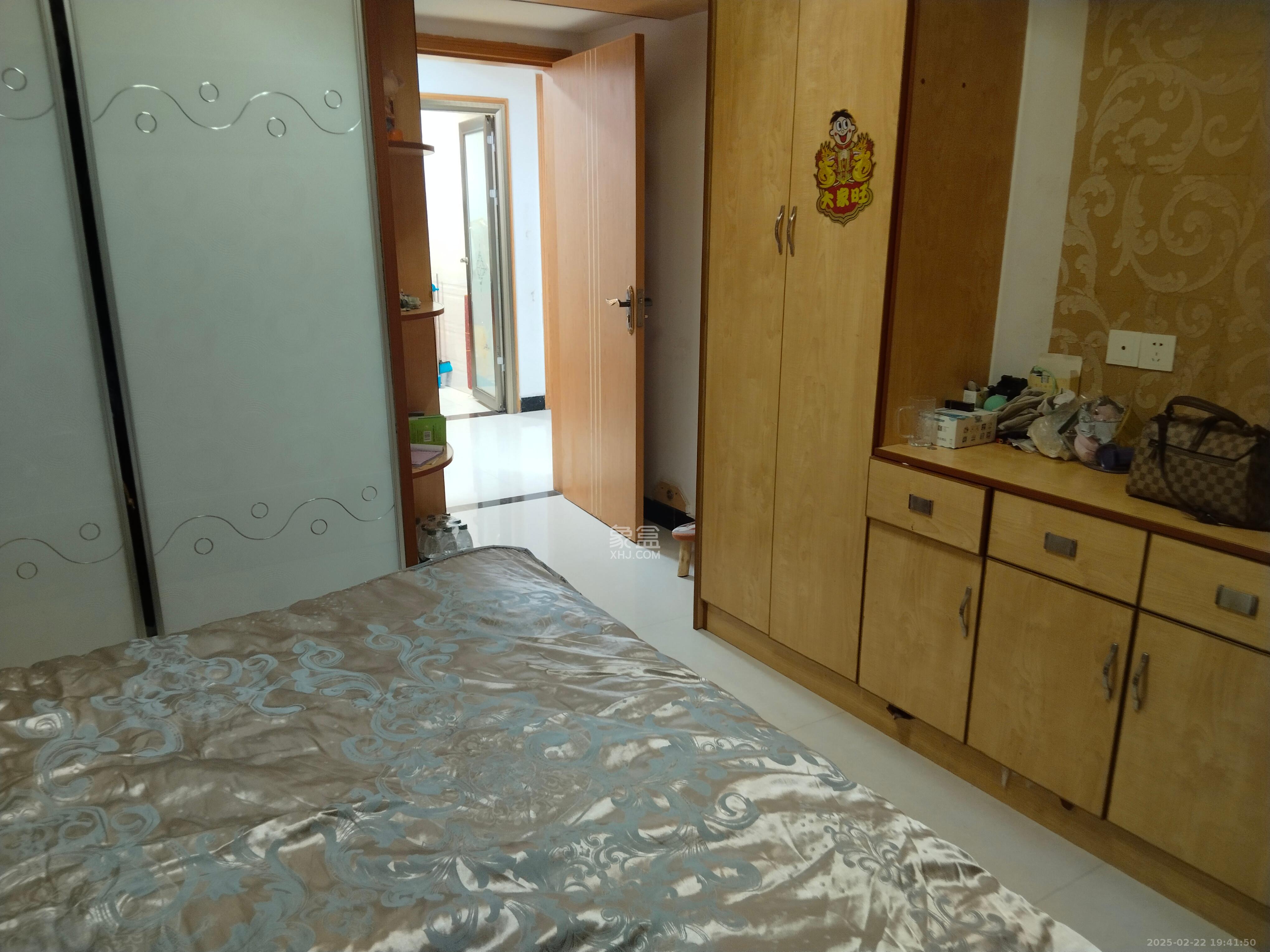 鸿基橄榄君庭  3室2厅1卫   2300.00元/月室内图