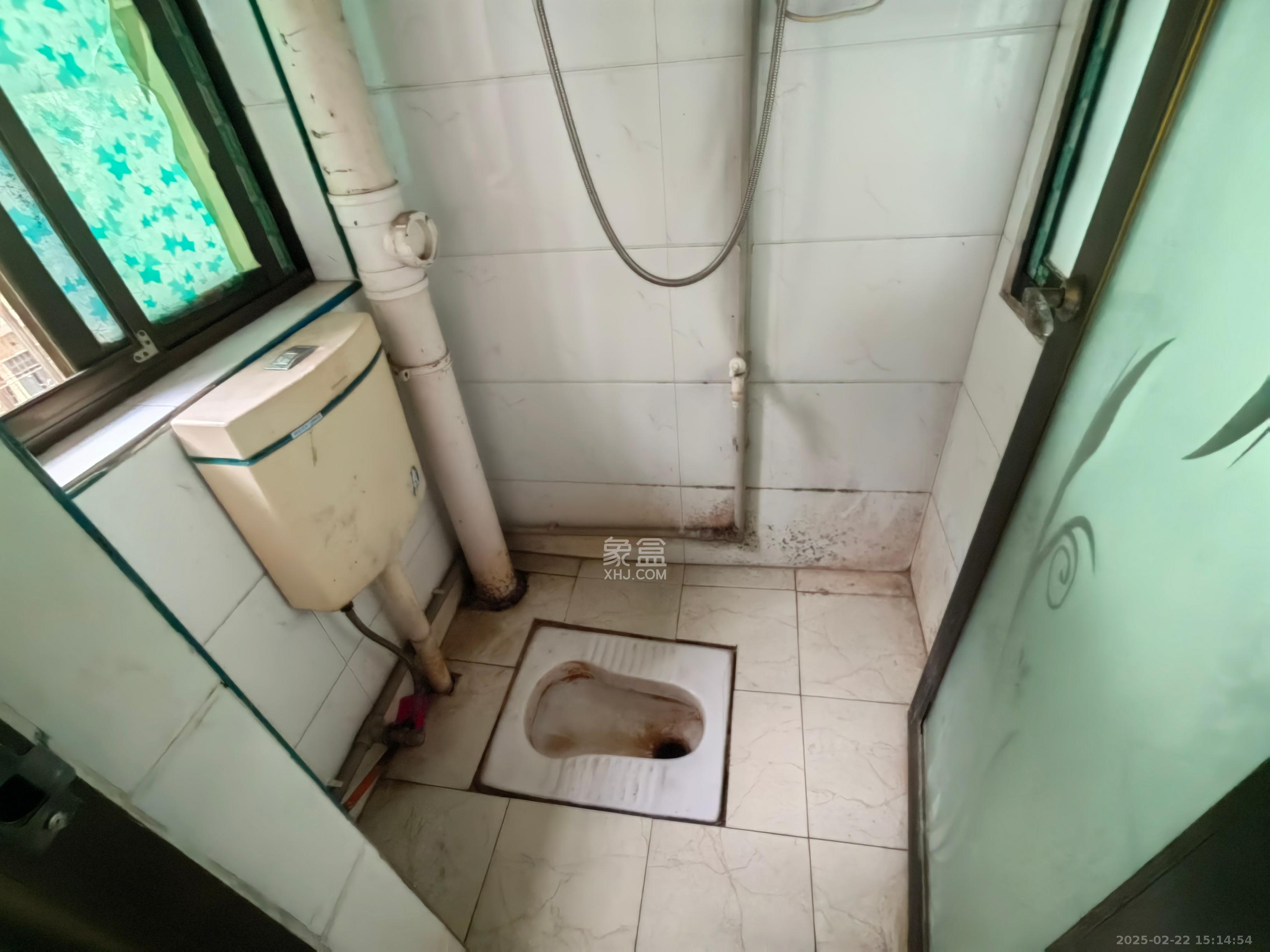 龙塘安置区(龙塘小区) 1室1厅1卫 550.0元/月 龙塘安置区(龙塘小区) 1室1厅1卫 550.0元/月室内图