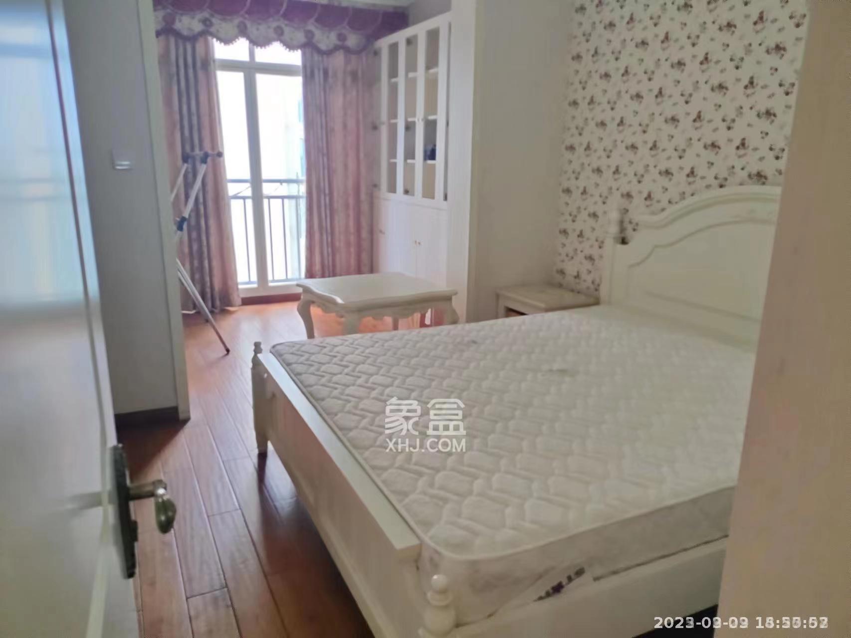 经世皇城 3室2厅2卫 1600.0元/月 经世皇城 3室2厅2卫 1600.0元/月室内图