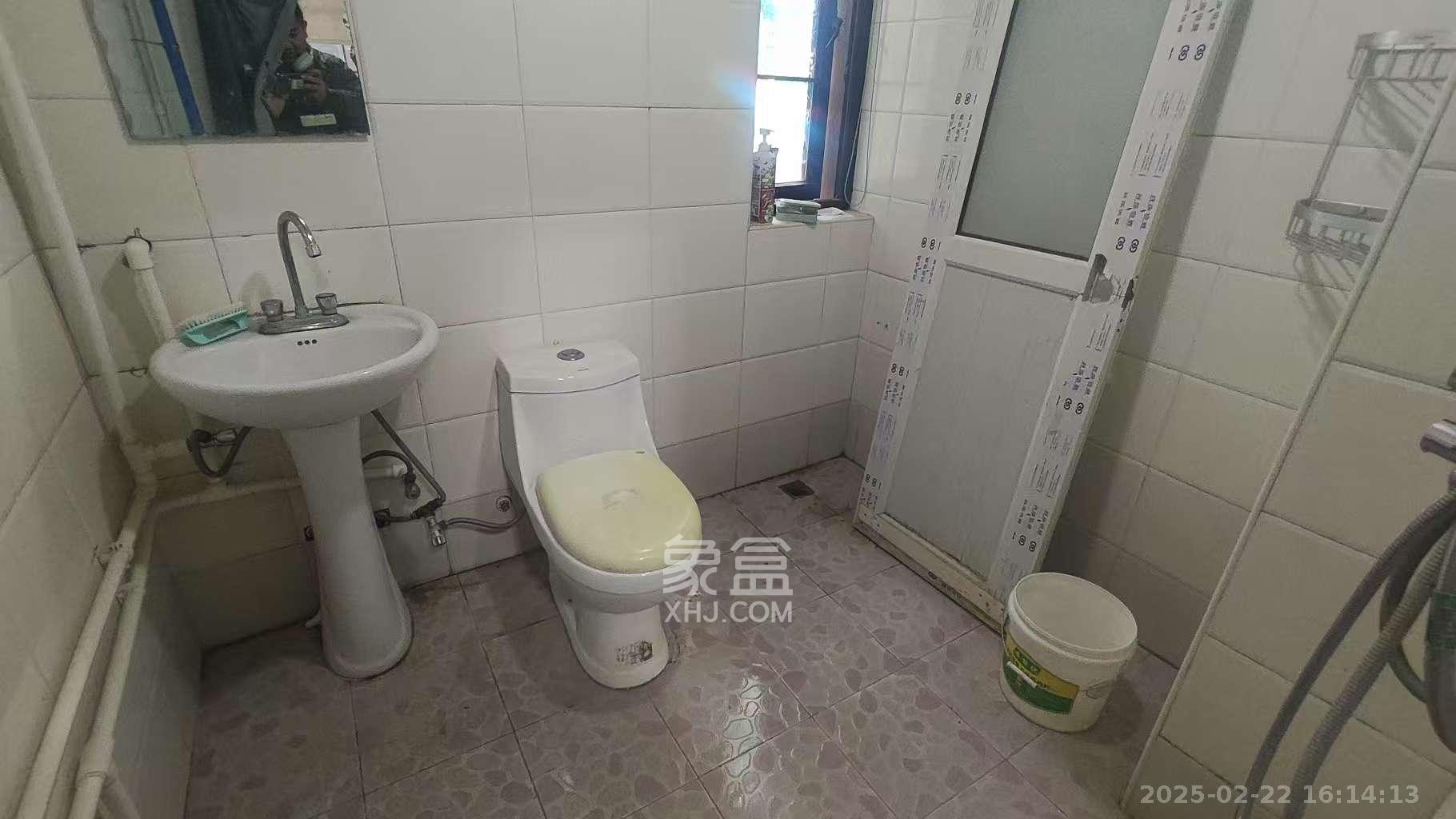 沁园春御院  3室2厅1卫   3500.00元/月室内图