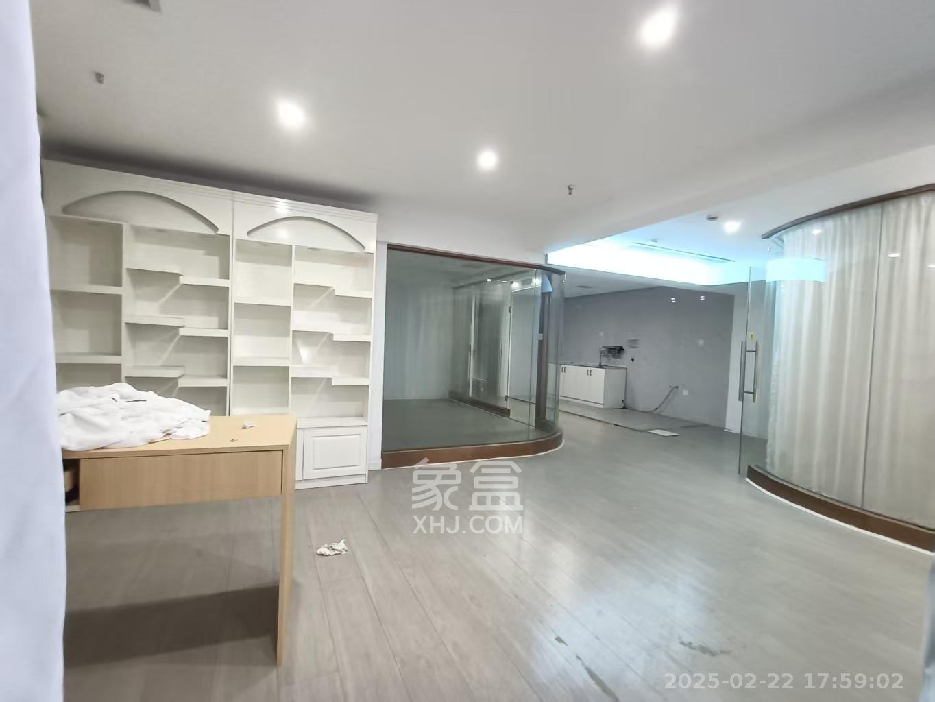 梅溪湖金茂府（金茂广场）（金茂览秀城）  5室2厅1卫    14000.0元/月室内图