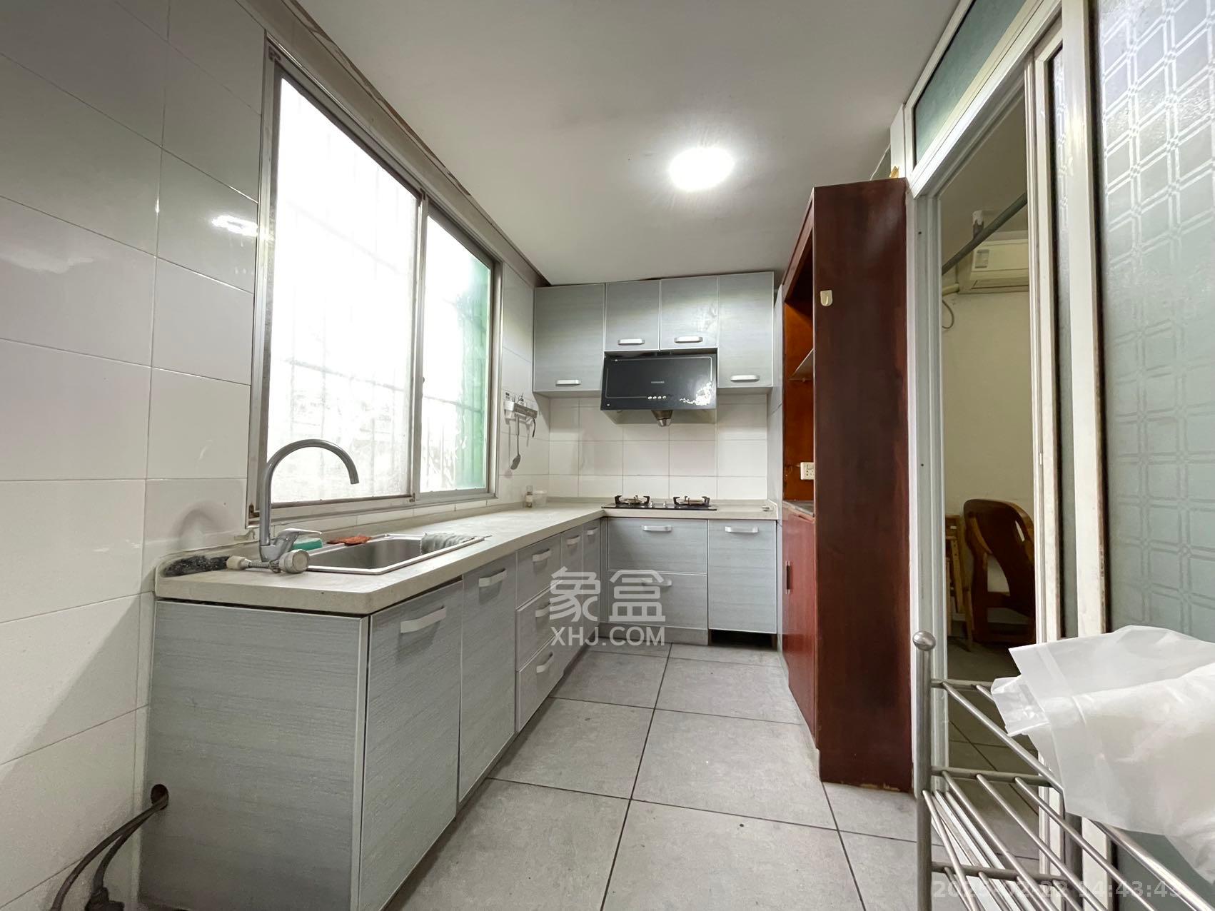 德政园 1室1厅1卫 1200.0元/月 德政园 1室1厅1卫 1200.0元/月室内图