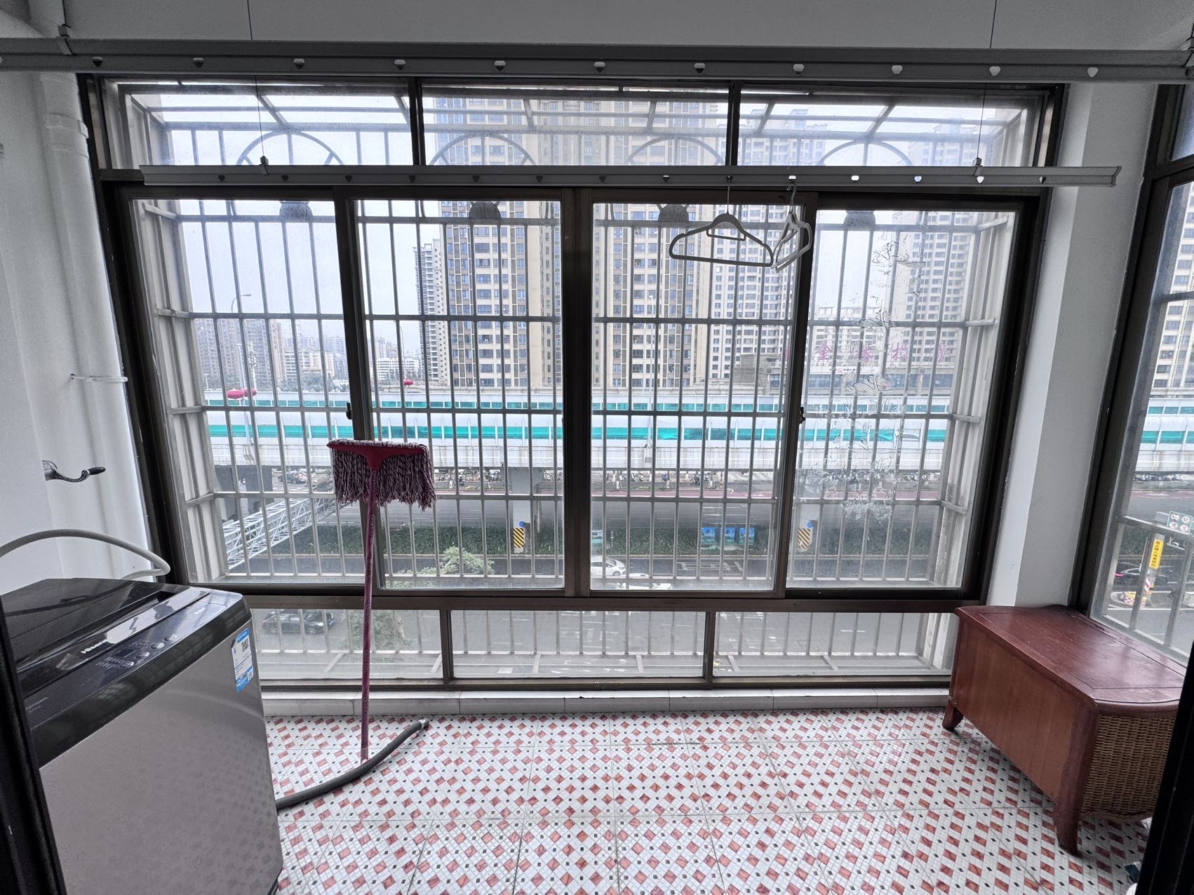 金银小区  2室2厅1卫    93.0万 金银小区  2室2厅1卫    93.0万客厅