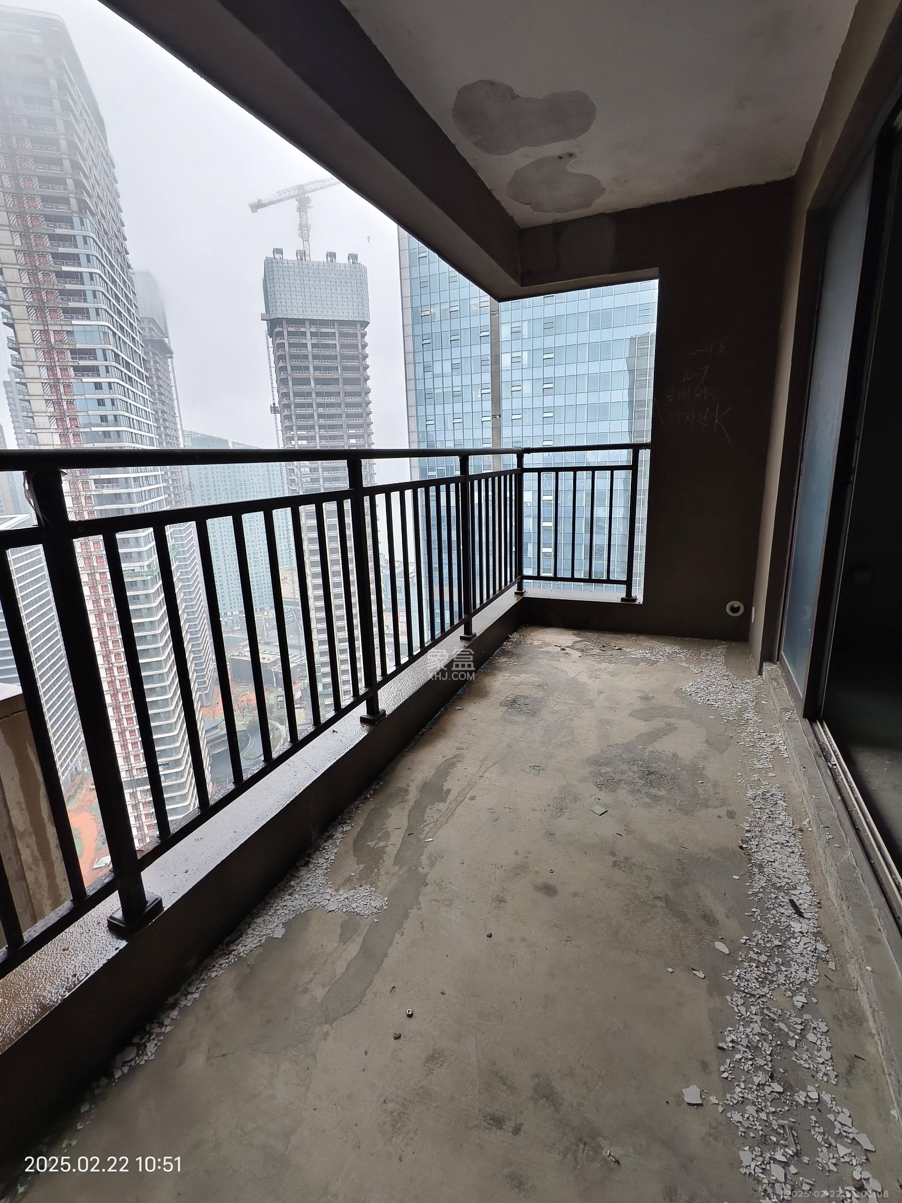 北辰三角洲C2区 4室2厅2卫 2400.0元/月 北辰三角洲C2区 4室2厅2卫 2400.0元/月室内图