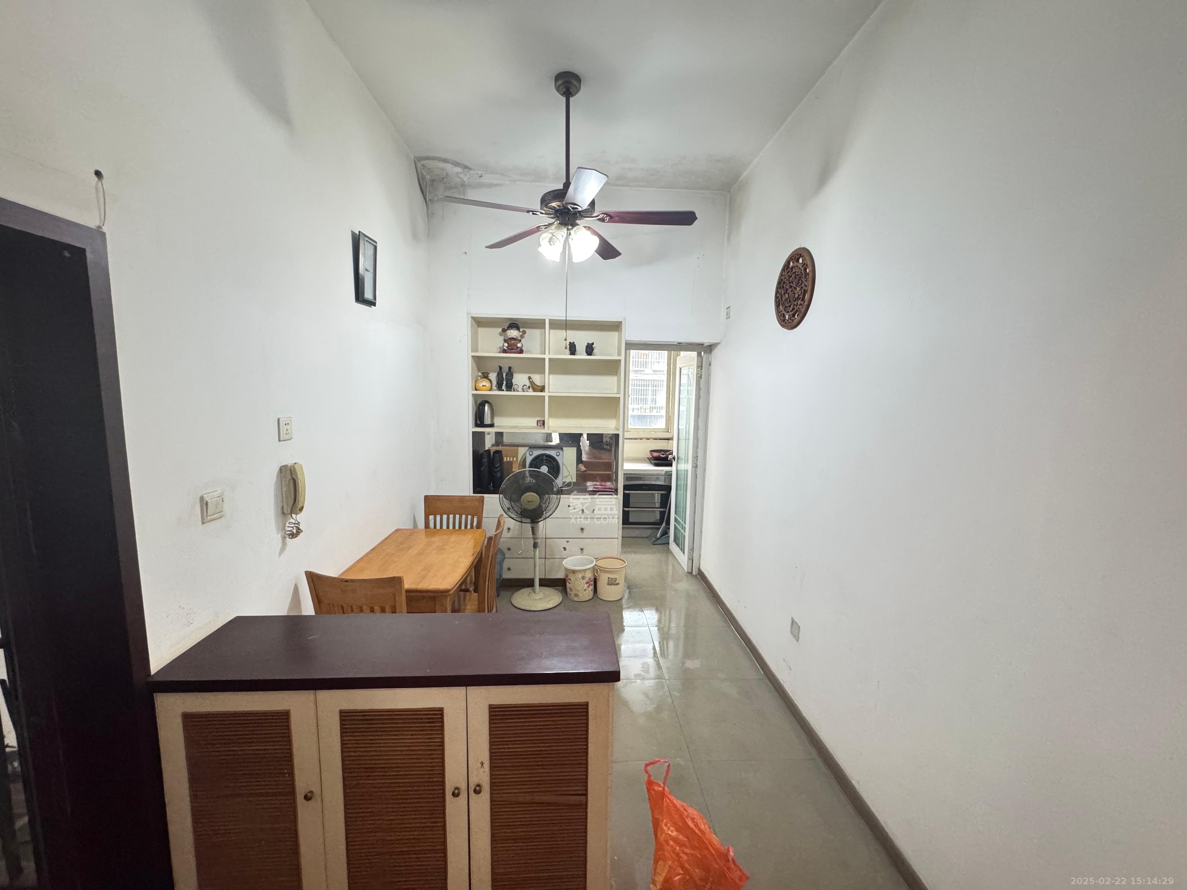 运通馨苑 2室1厅1卫 1600.0元/月 运通馨苑 2室1厅1卫 1600.0元/月室内图