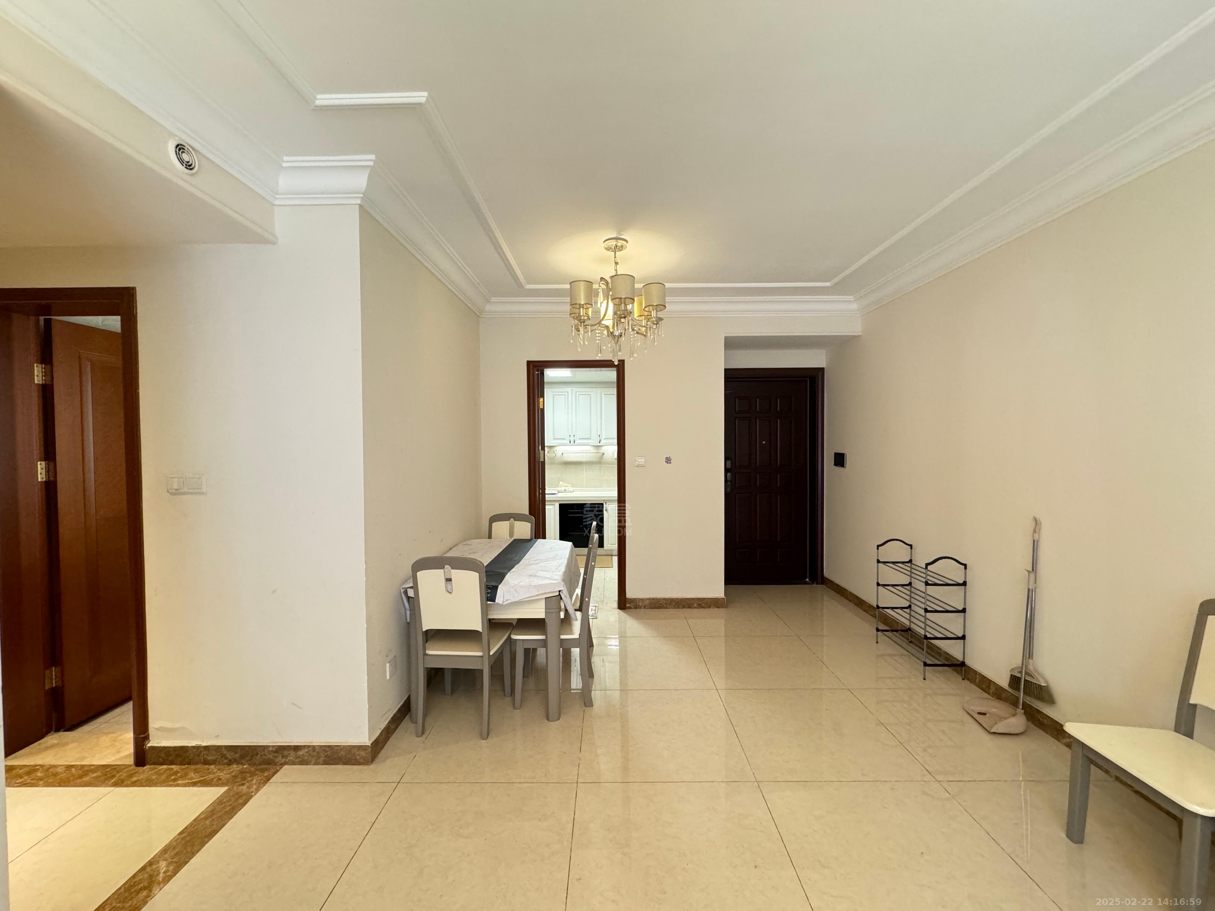 恒大华府 3室2厅2卫 2000.0元/月 恒大华府 3室2厅2卫 2000.0元/月室内图