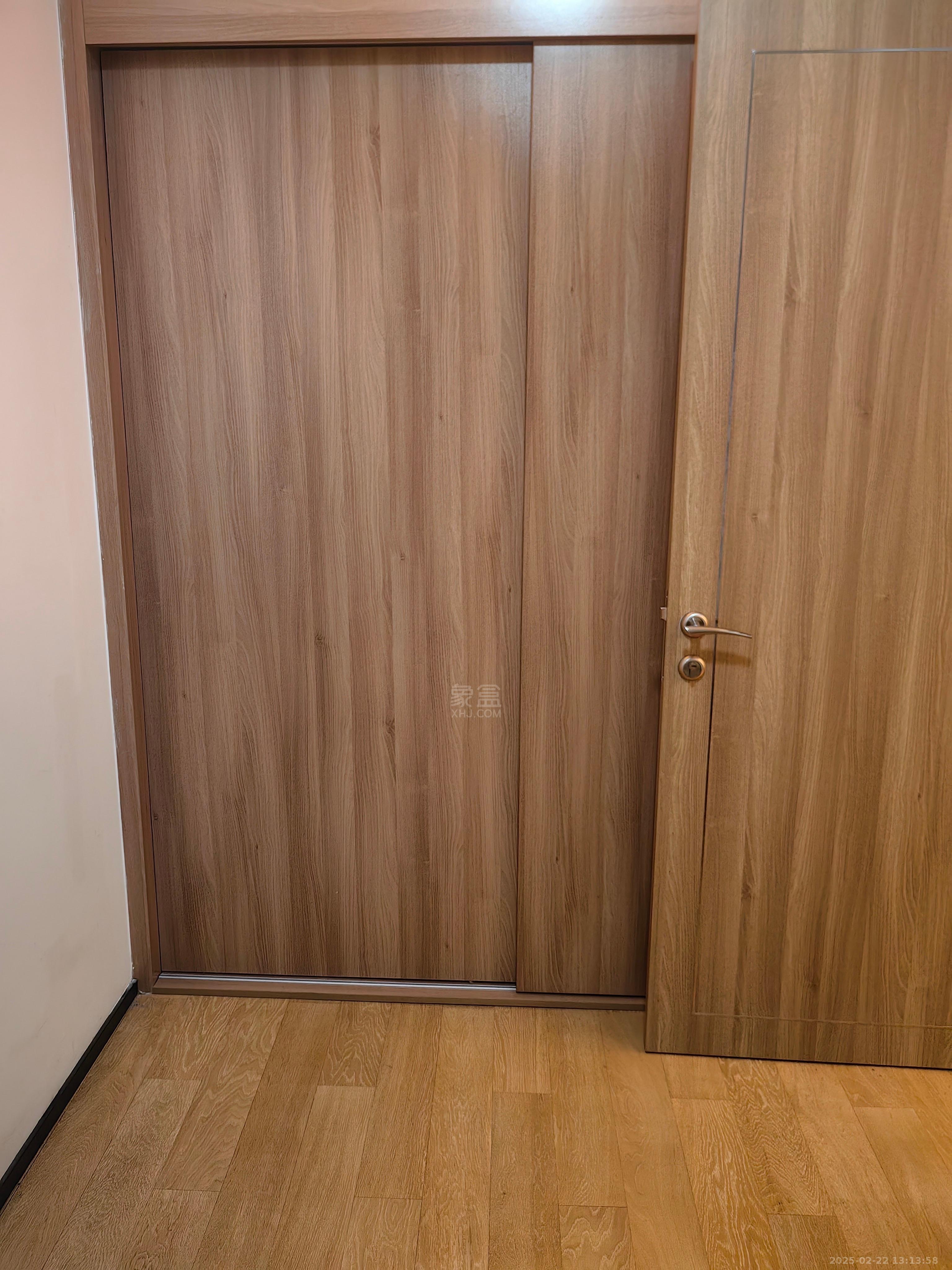 恒大御景湾 1室1厅1卫 1300.0元/月 恒大御景湾 1室1厅1卫 1300.0元/月室内图