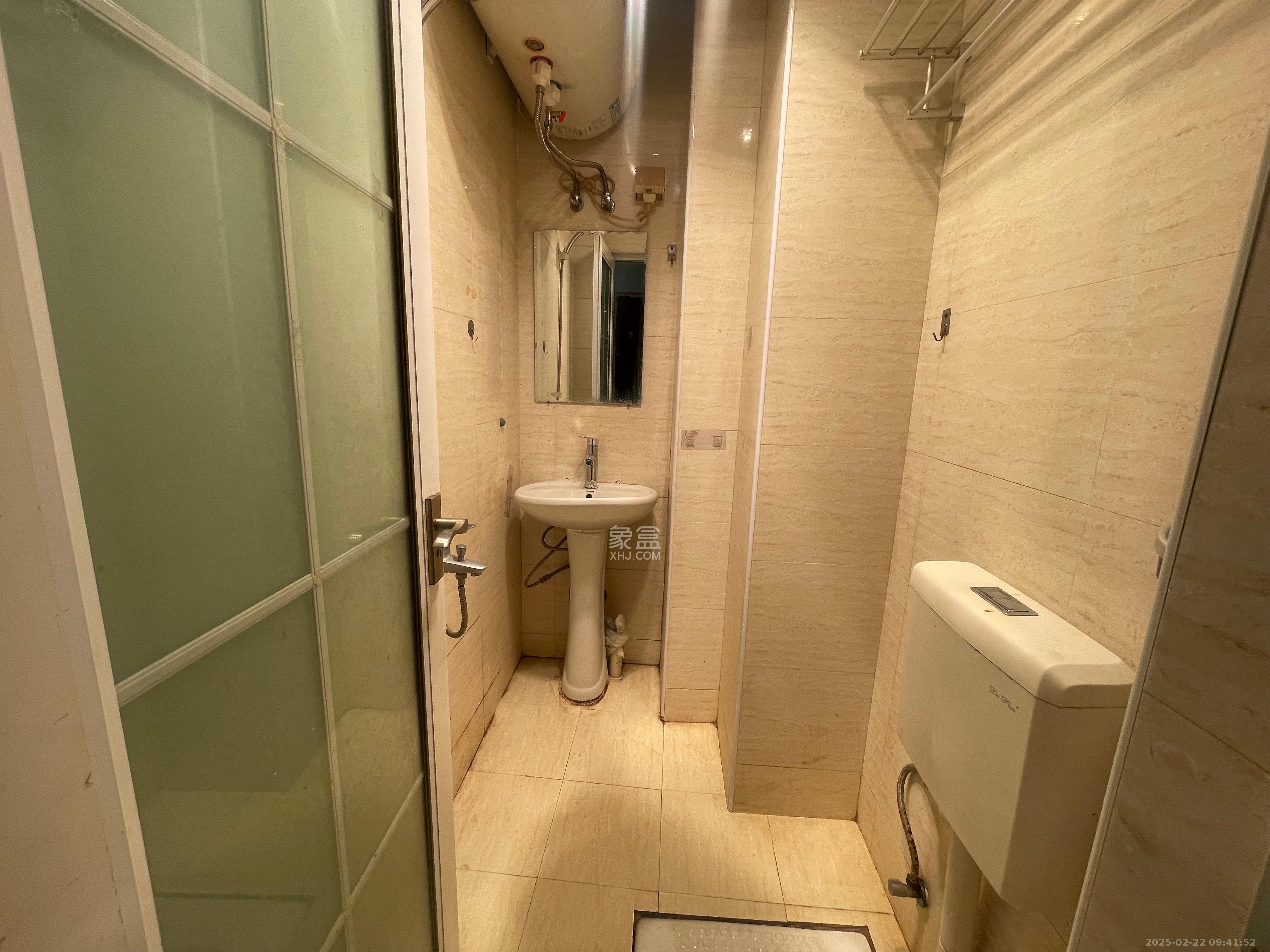 才子佳苑一期/二期 1室1厅1卫 1100.0元/月 才子佳苑一期/二期 1室1厅1卫 1100.0元/月室内图