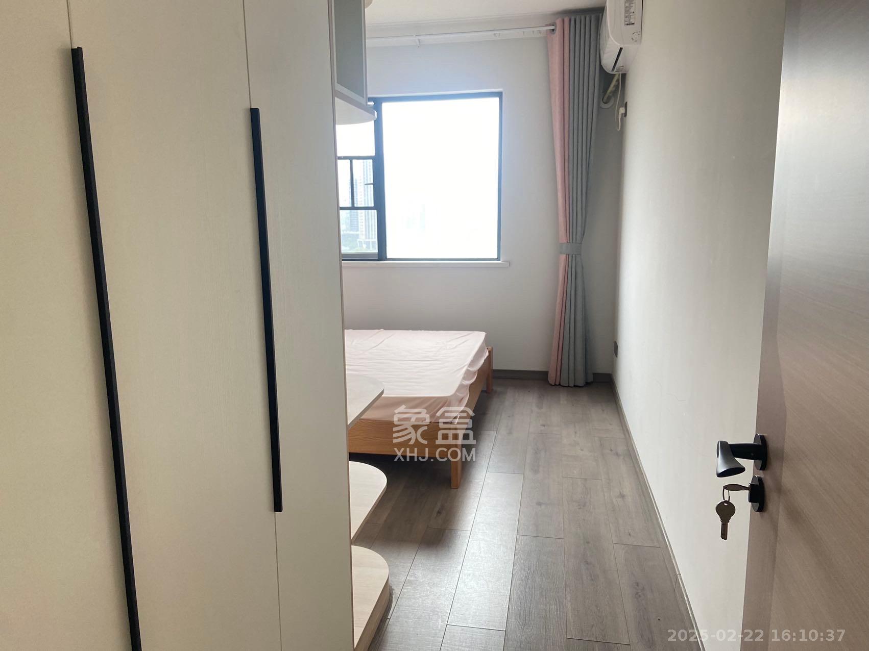 荣盛花语书苑  3室2厅1卫   3400.00元/月室内图