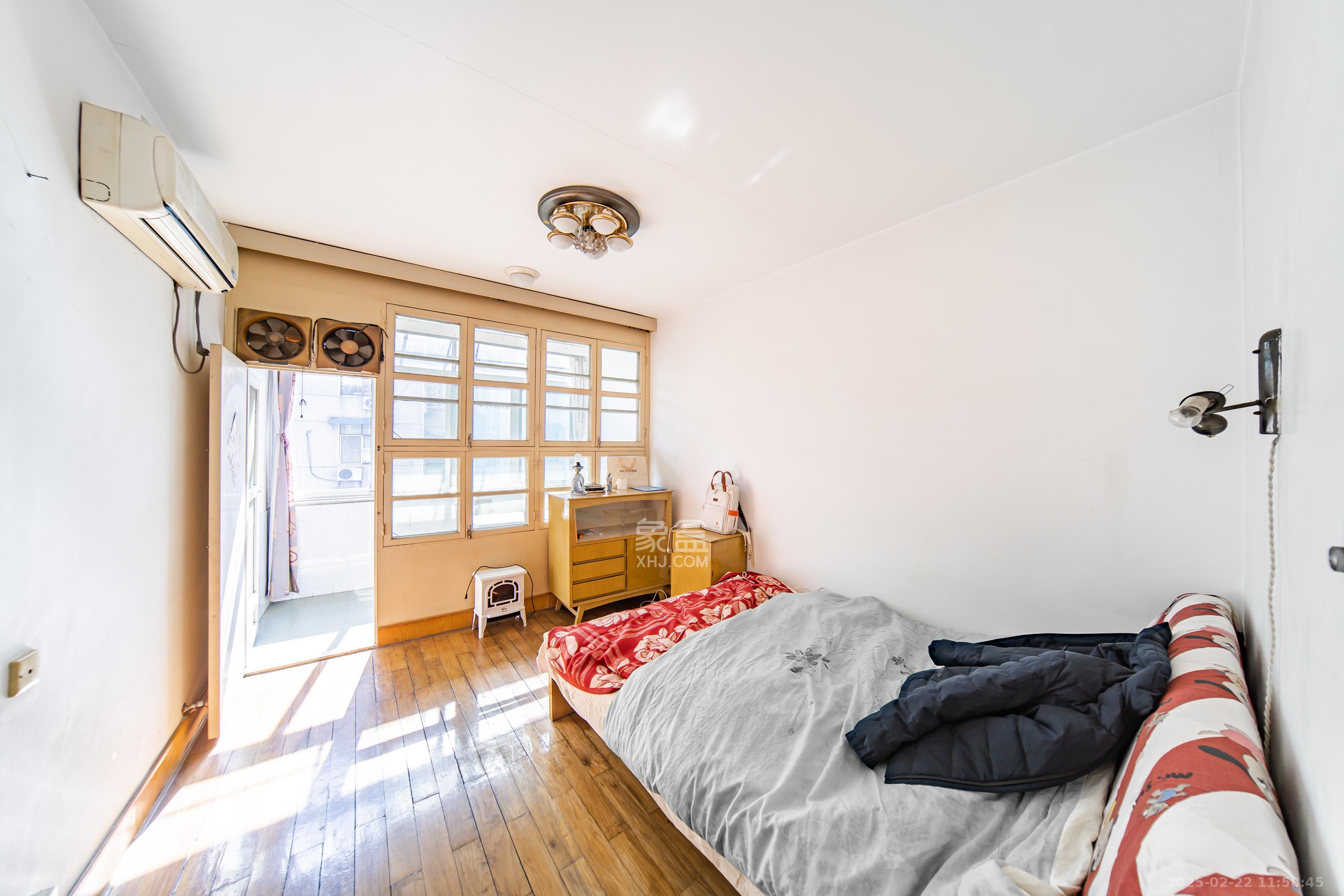 中南大学南校区 3室2厅1卫 1850.0元/月 中南大学南校区 3室2厅1卫 1850.0元/月室内图