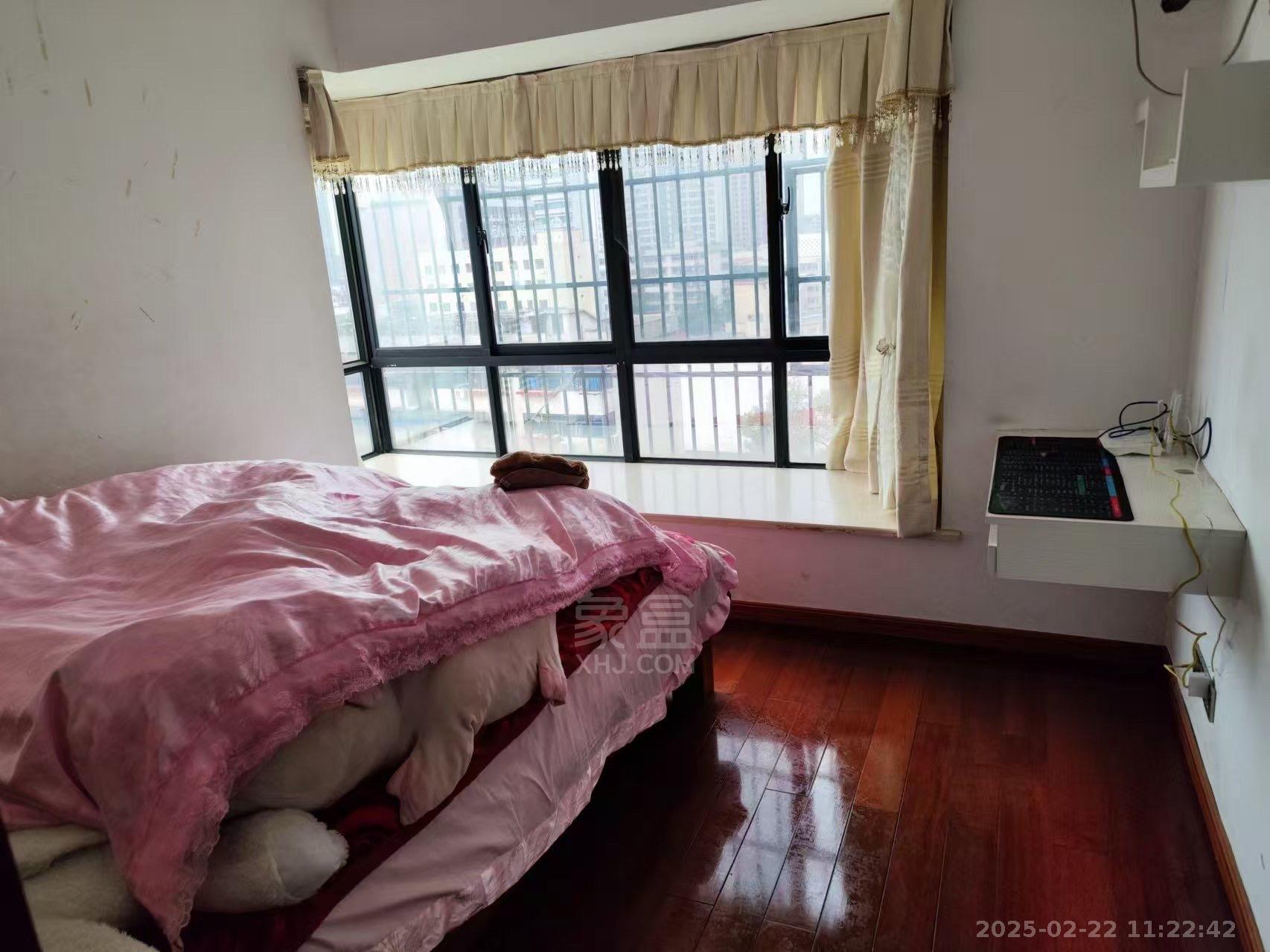 金域半岛 3室2厅2卫 2500.0元/月 金域半岛 3室2厅2卫 2500.0元/月室内图