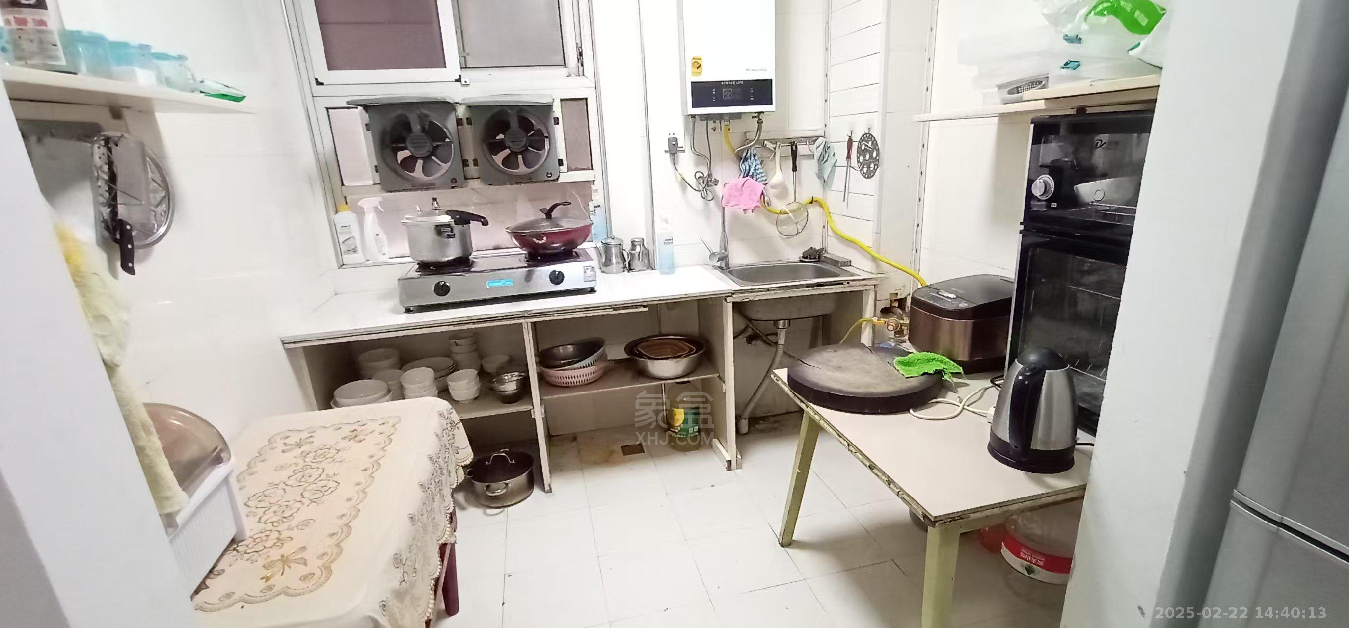 九天国际  3室2厅2卫    2300.0元/月 九天国际  3室2厅2卫    2300.0元/月室内图