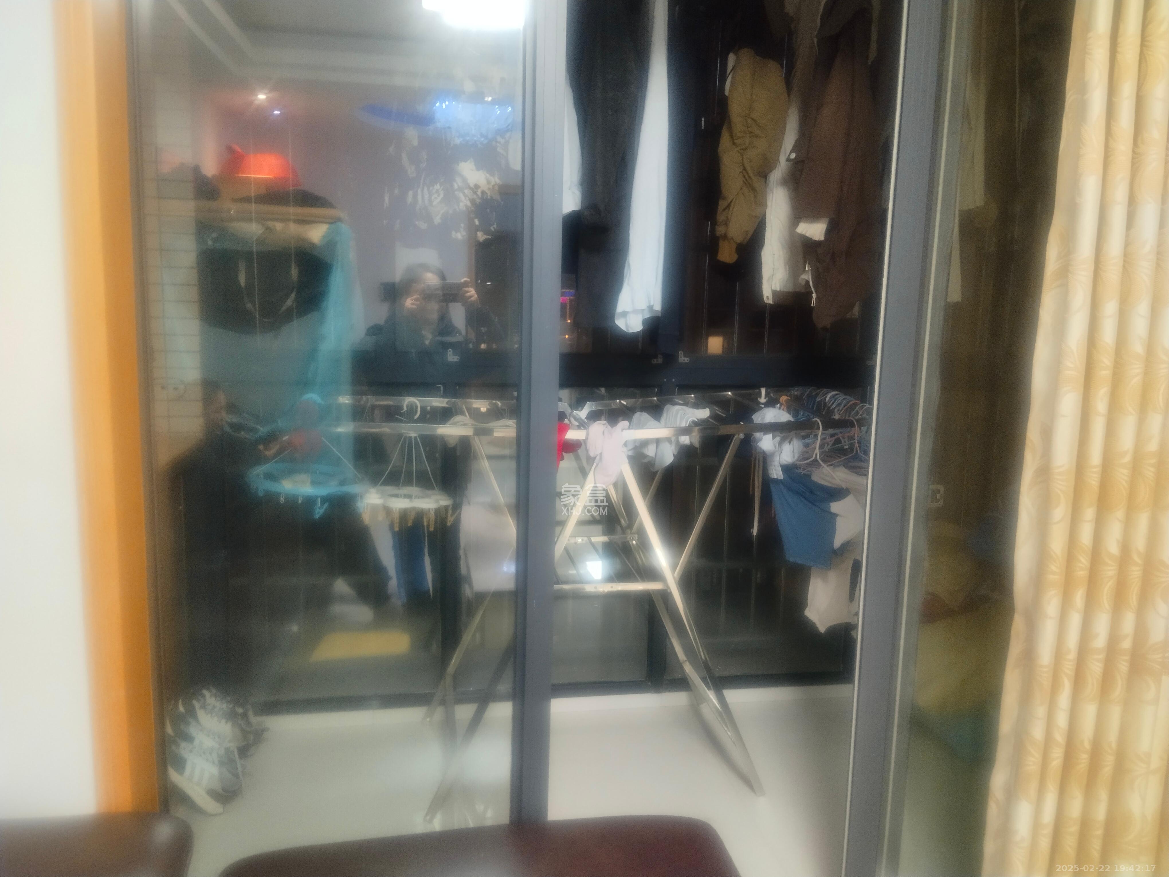 鸿基橄榄君庭  3室2厅1卫   2300.00元/月室内图
