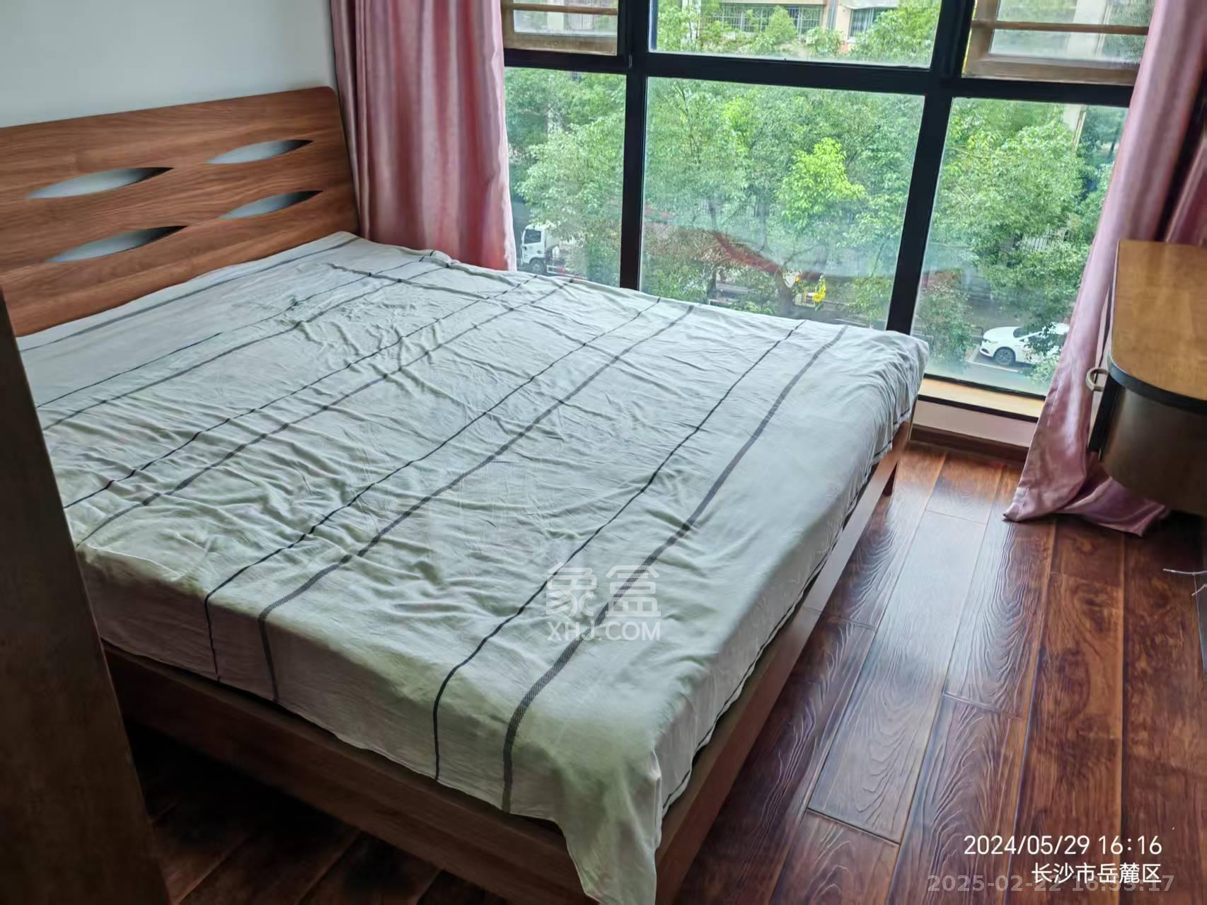 永祺西京  3室2厅2卫   2600.00元/月
