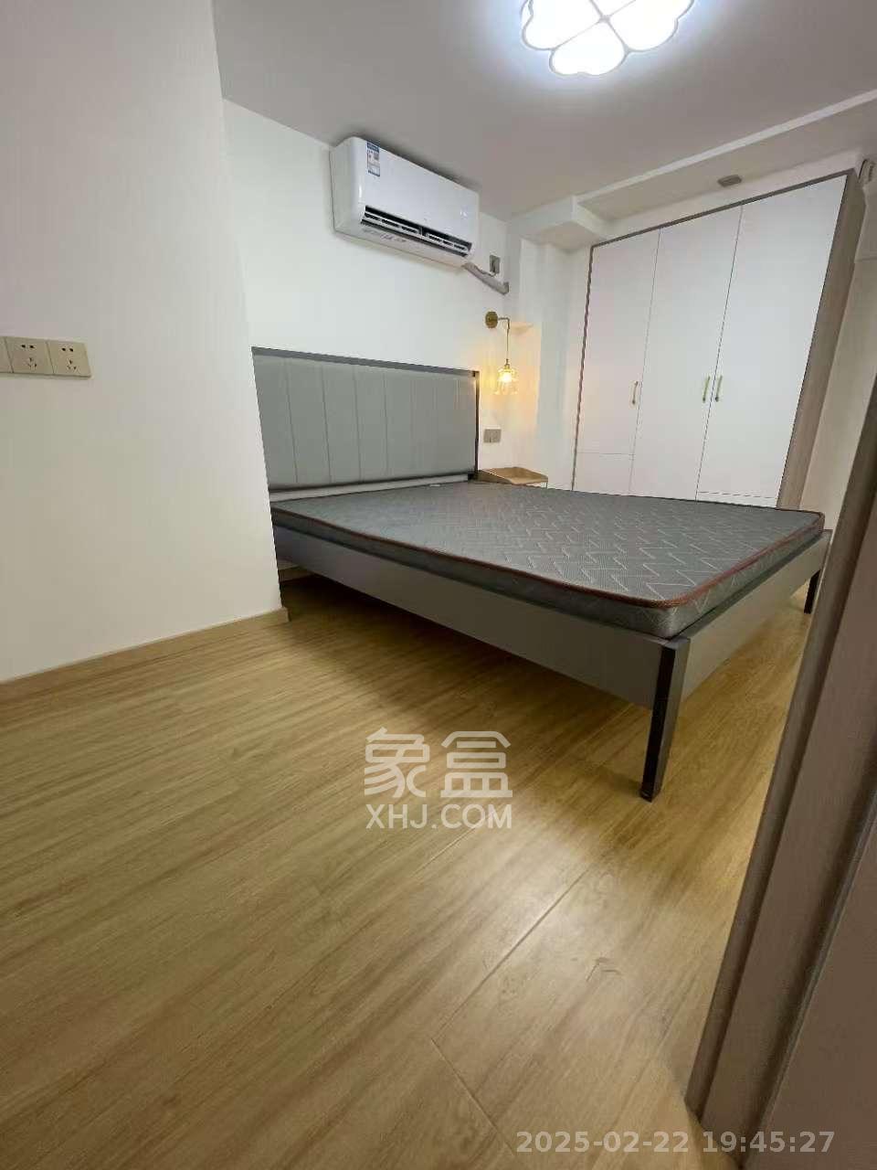 中国铁建湘语梅溪  2室2厅1卫   2200.00元/月室内图