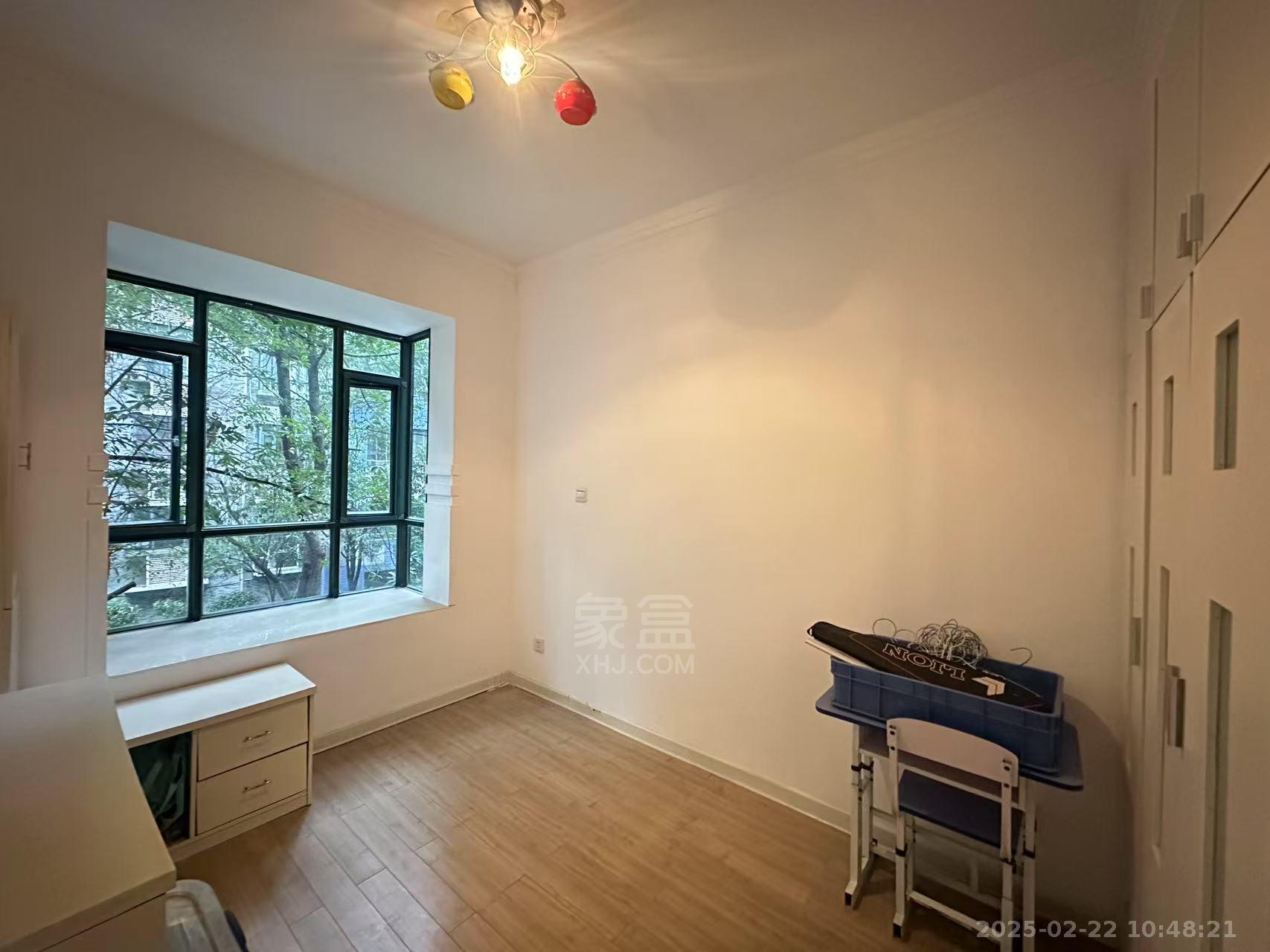 海创明珠花园 3室2厅2卫 1600.0元/月 海创明珠花园 3室2厅2卫 1600.0元/月室内图