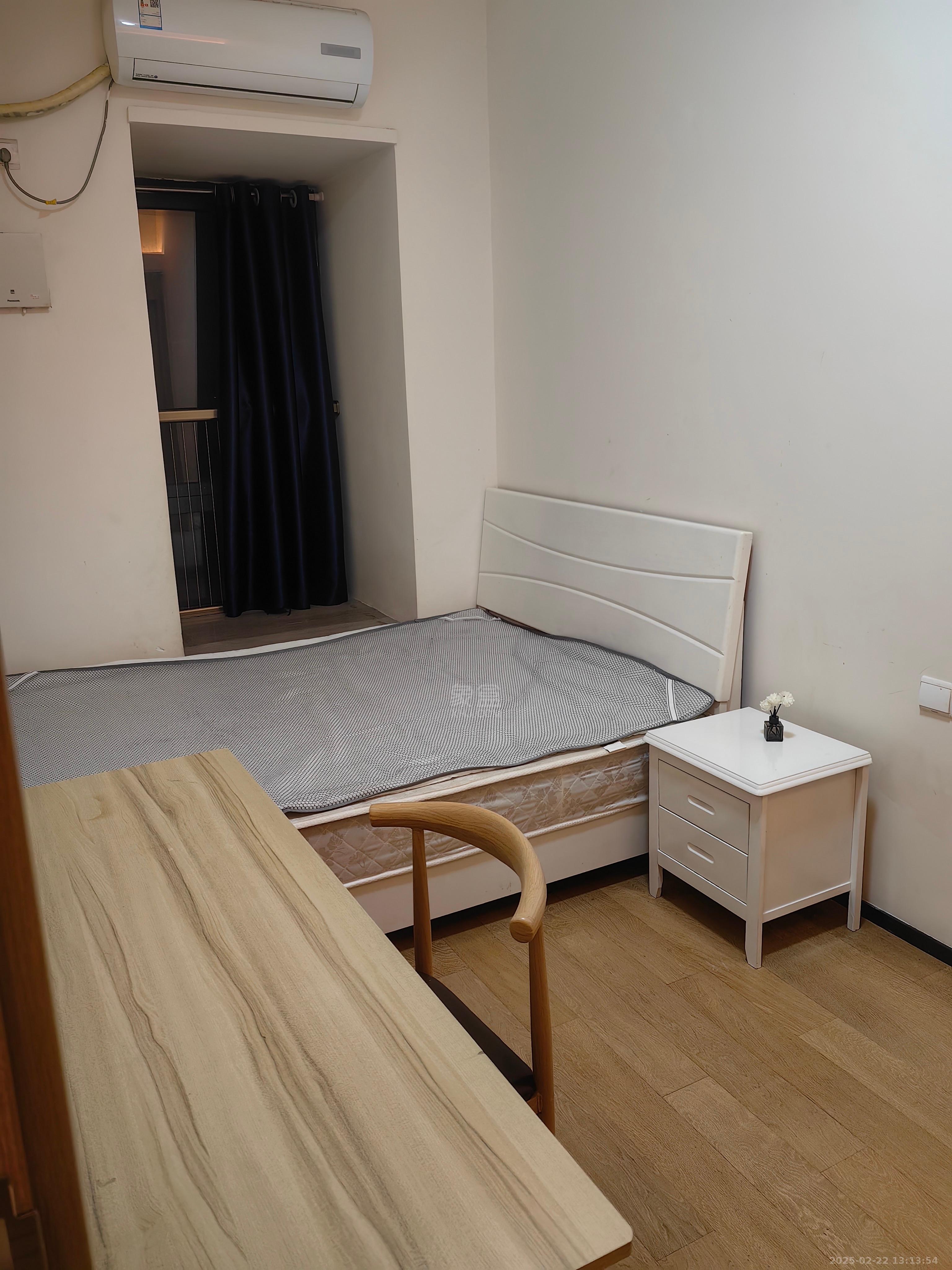 恒大御景湾 1室1厅1卫 1300.0元/月 恒大御景湾 1室1厅1卫 1300.0元/月室内图