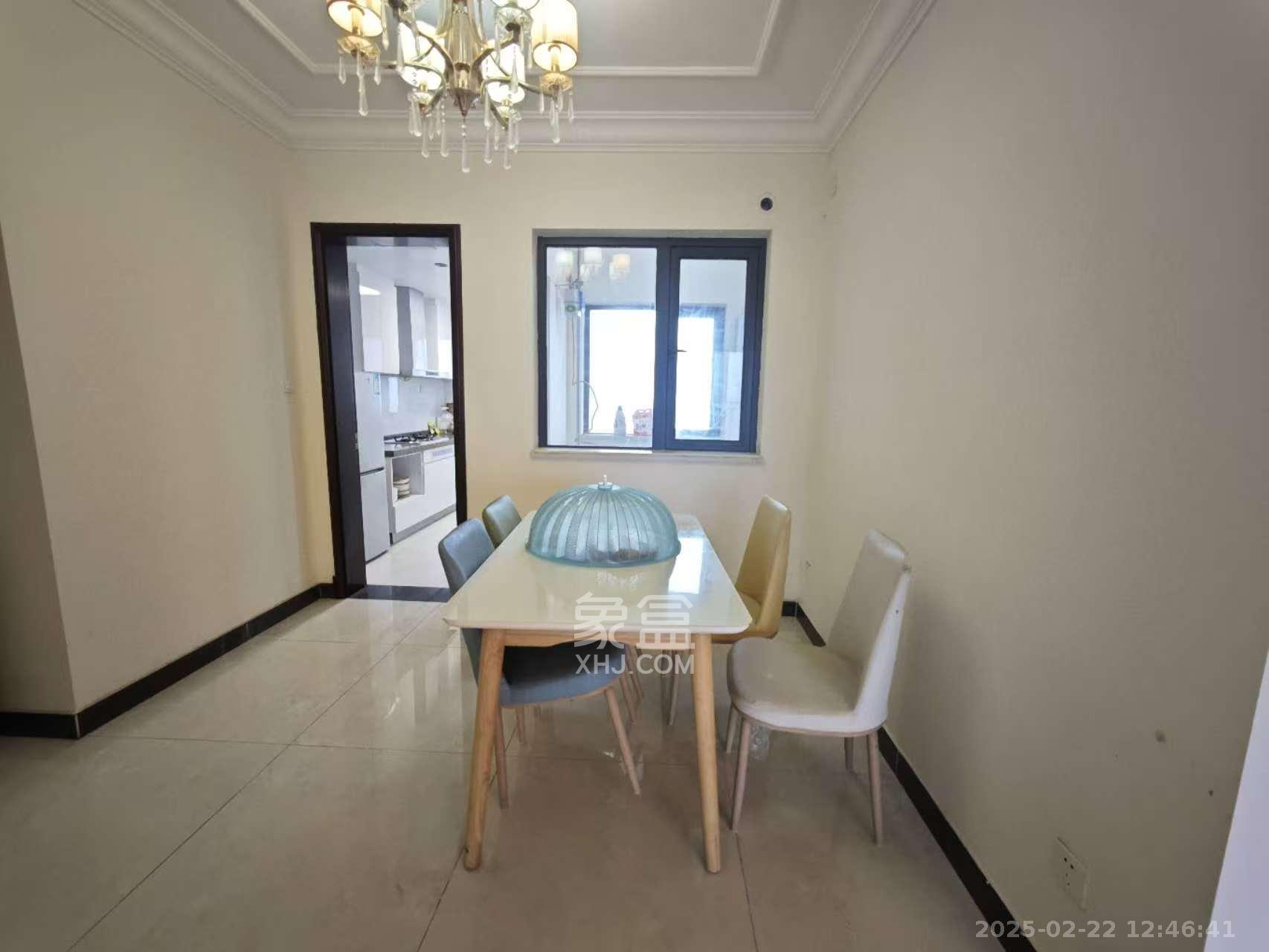 恒大御景天下城一期 4室2厅2卫 2600.0元/月 恒大御景天下城一期 4室2厅2卫 2600.0元/月室内图