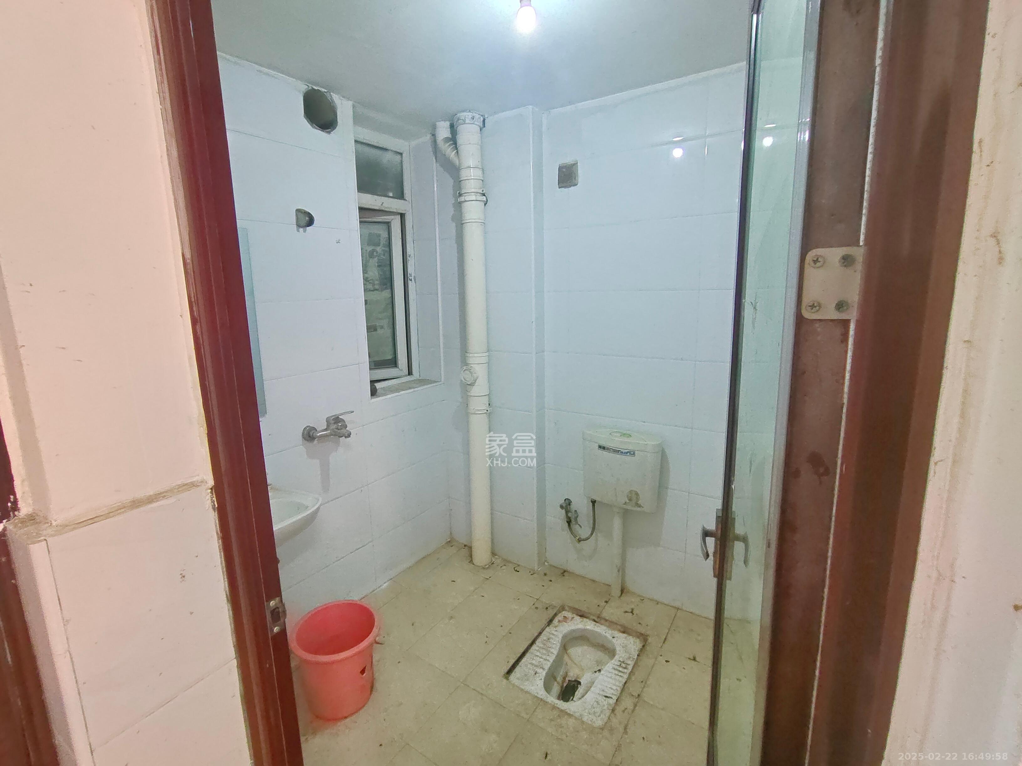 融源及第 2室2厅1卫 2500.0元/月 融源及第 2室2厅1卫 2500.0元/月室内图