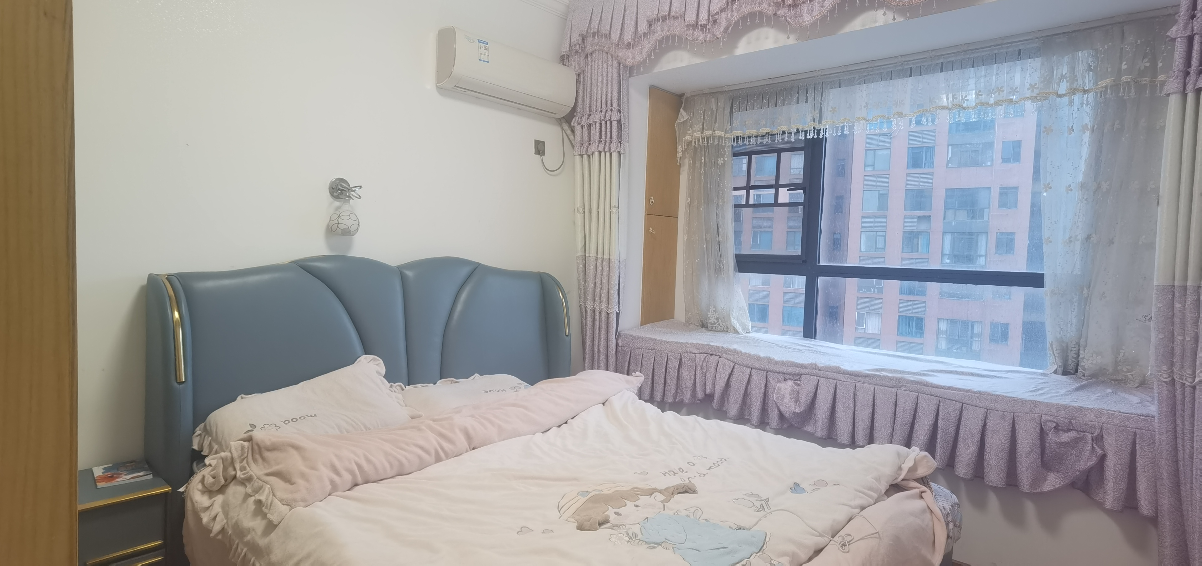 百弘学府城 1室0厅0卫 1400.0元/月 百弘学府城 1室0厅0卫 1400.0元/月室内图