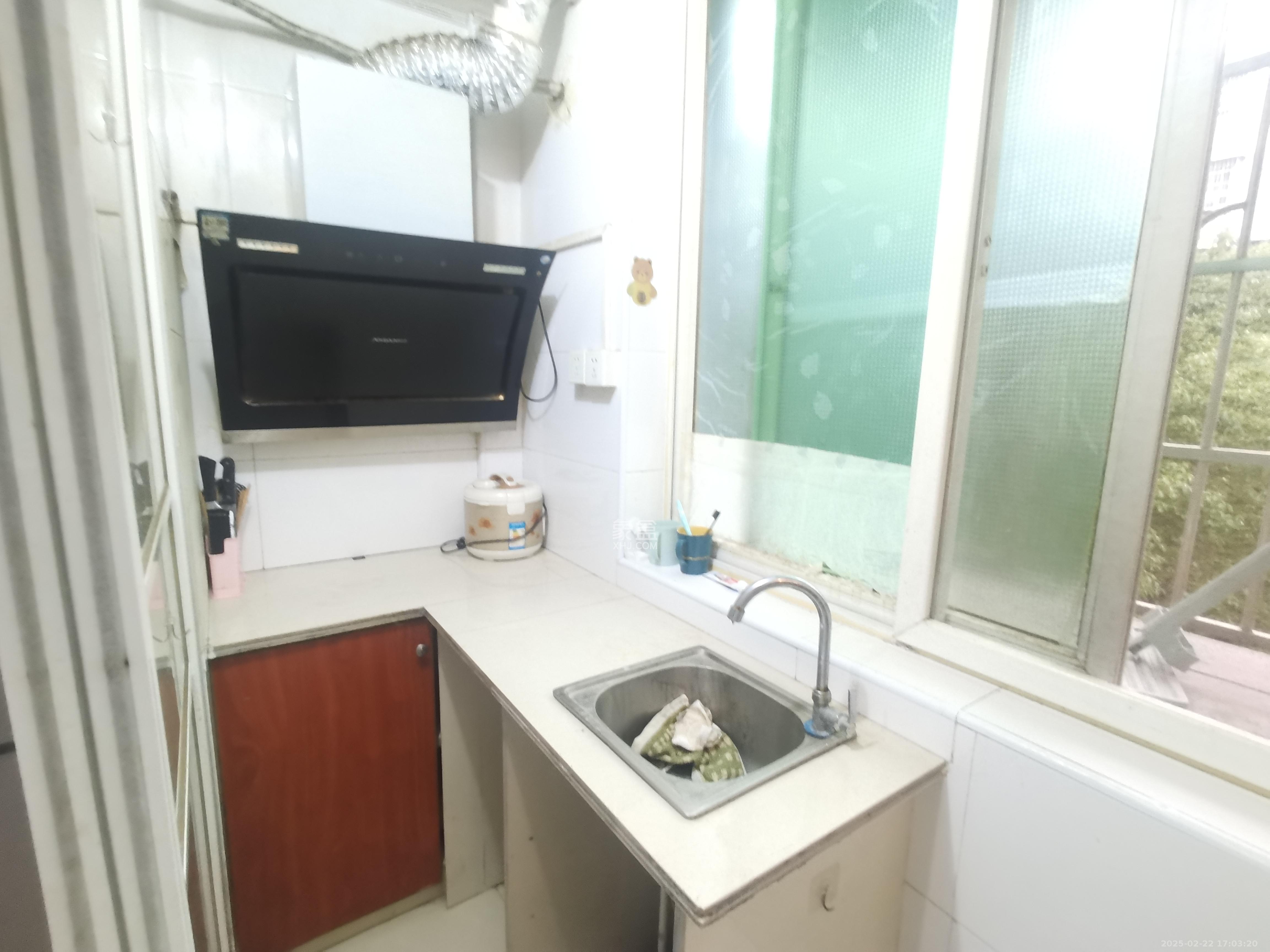 五一新村安置小区(永定社区、永兴社区、永祥社区) 1室0厅1卫 850.0元/月 五一新村安置小区(永定社区、永兴社区、永祥社区) 1室0厅1卫 850.0元/月室内图