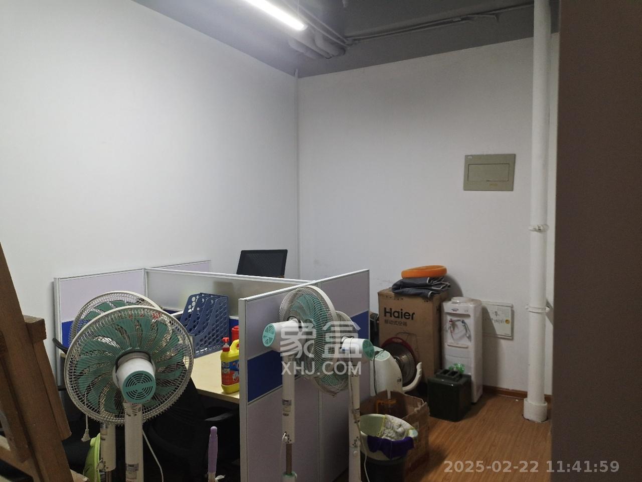 金科时代中心   286.0㎡     5000.00元/月室内图