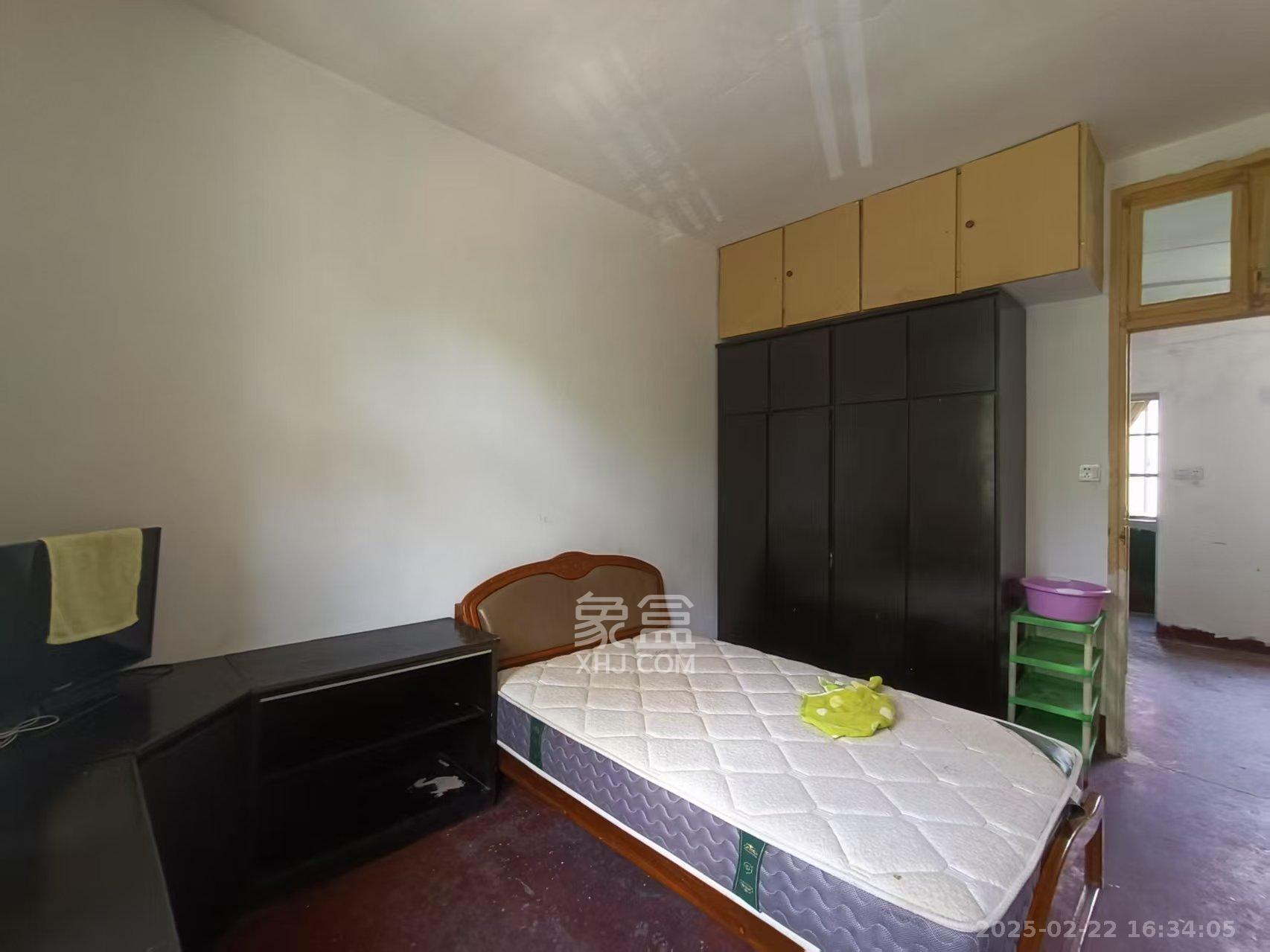 稀土研究院所宿舍  2室2厅1卫    1000.0元/月室内图