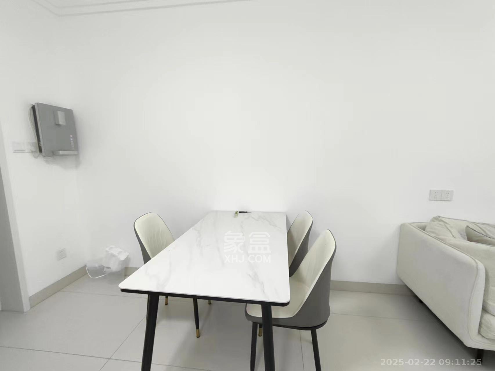 永宏万家里  3室2厅1卫    2500.0元/月室内图