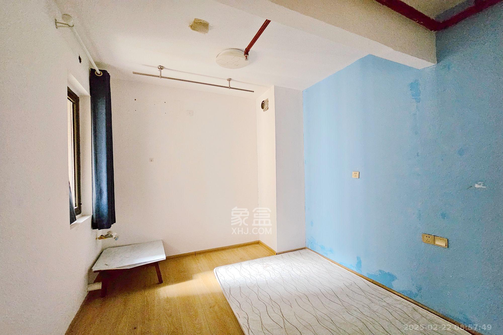 明昇壹城（明昇时代广场）二期  3室2厅2卫   2300.00元/月室内图