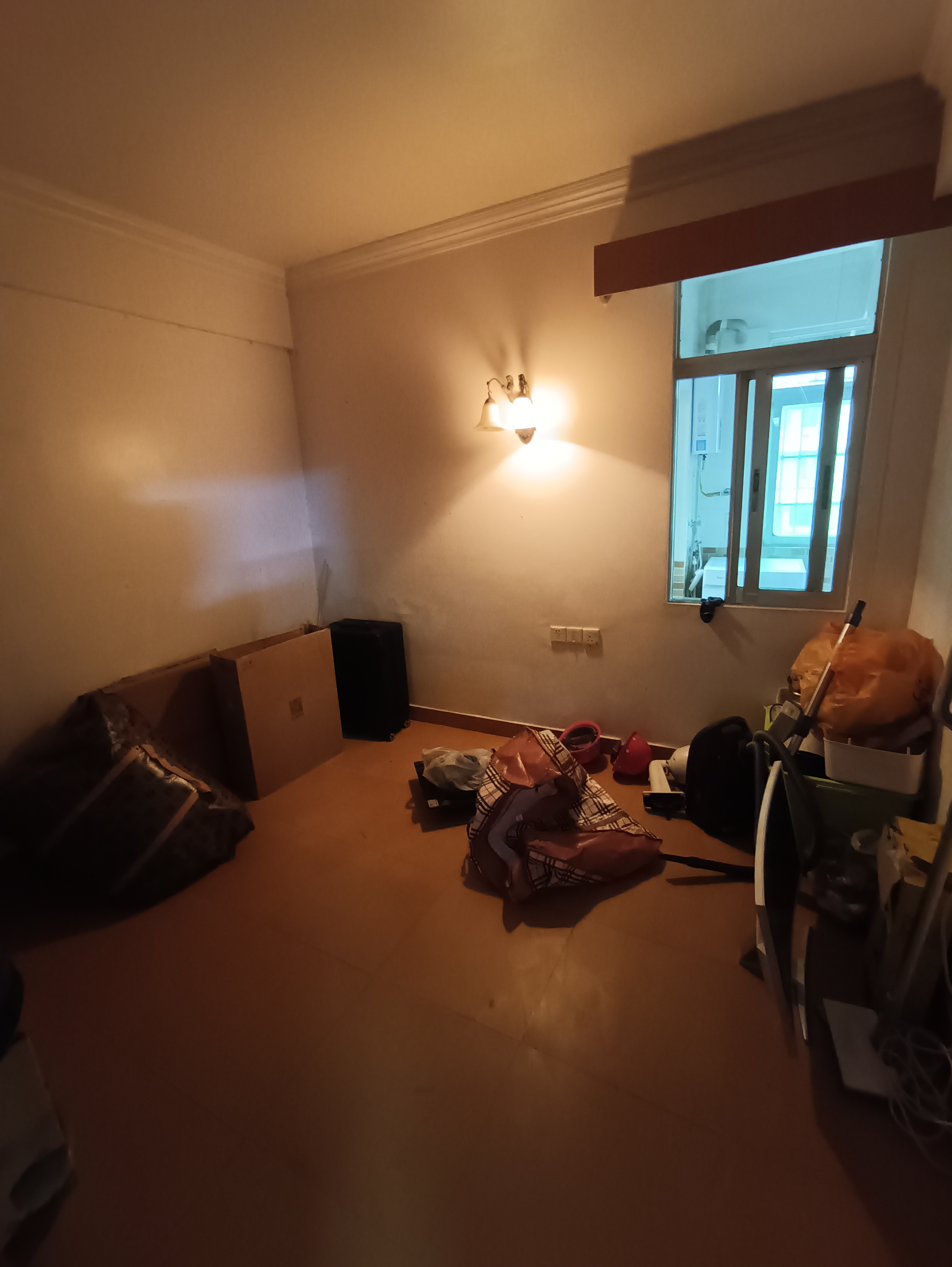 省五矿宿舍 3室2厅2卫 125.0万 省五矿宿舍 3室2厅2卫 125.0万卧室