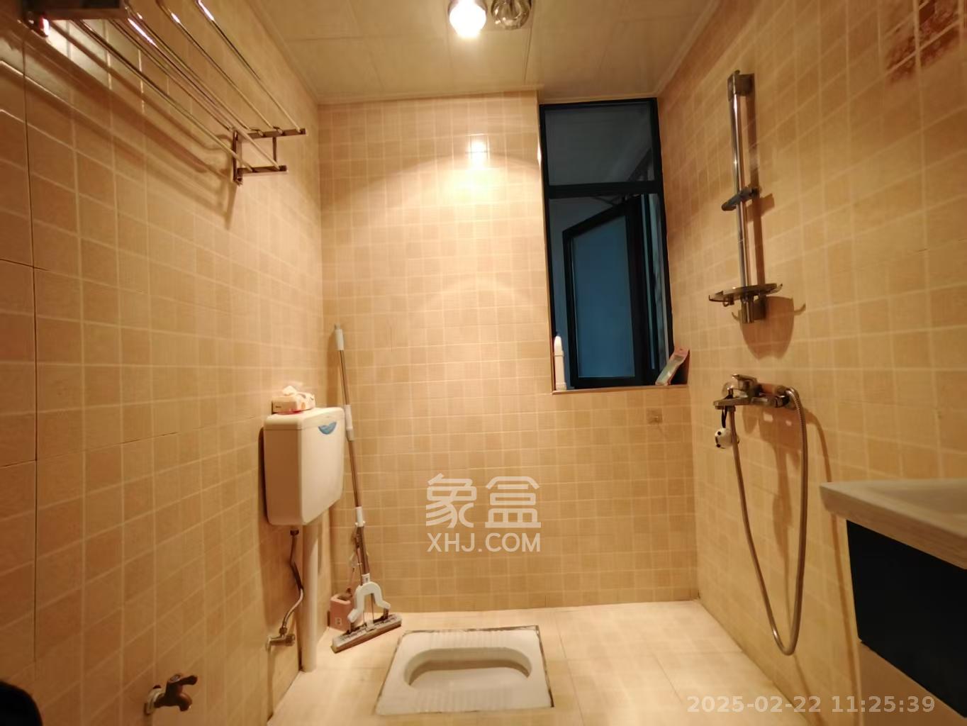蓝山郡  2室2厅2卫   1800.00元/月室内图