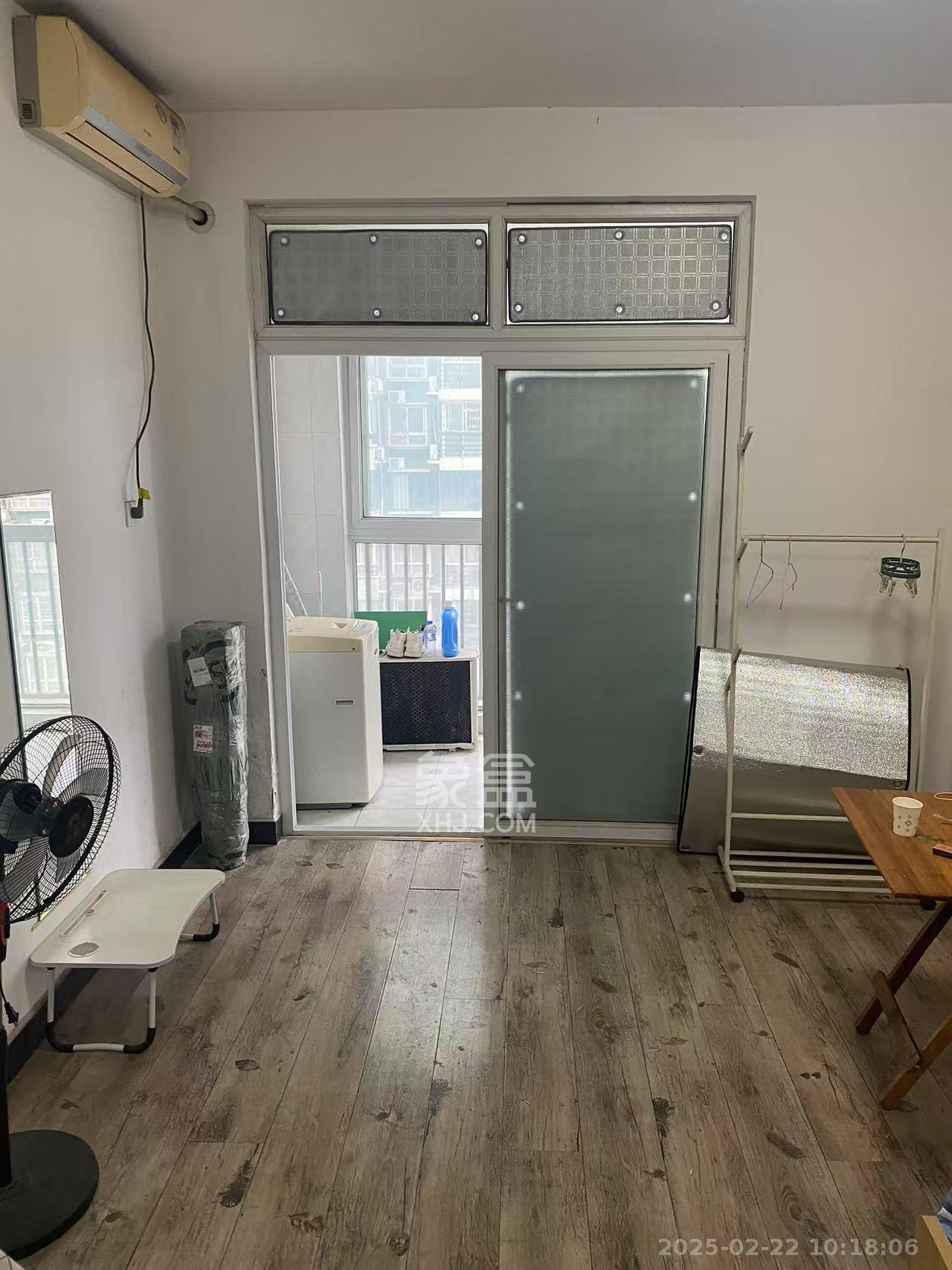 开源鑫景 1室1厅1卫 1100.0元/月 开源鑫景 1室1厅1卫 1100.0元/月室内图