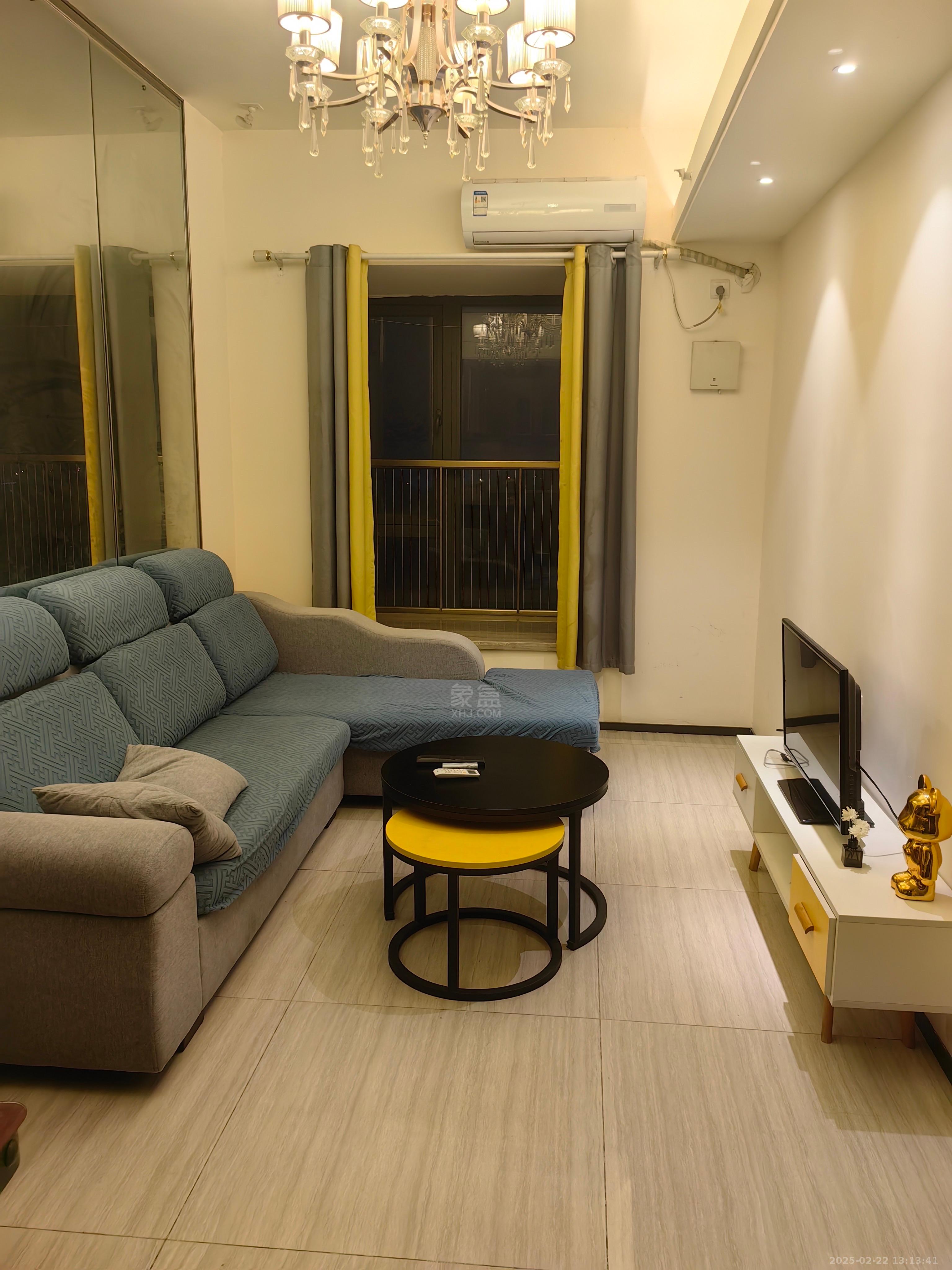 恒大御景湾 1室1厅1卫 1300.0元/月 恒大御景湾 1室1厅1卫 1300.0元/月室内图