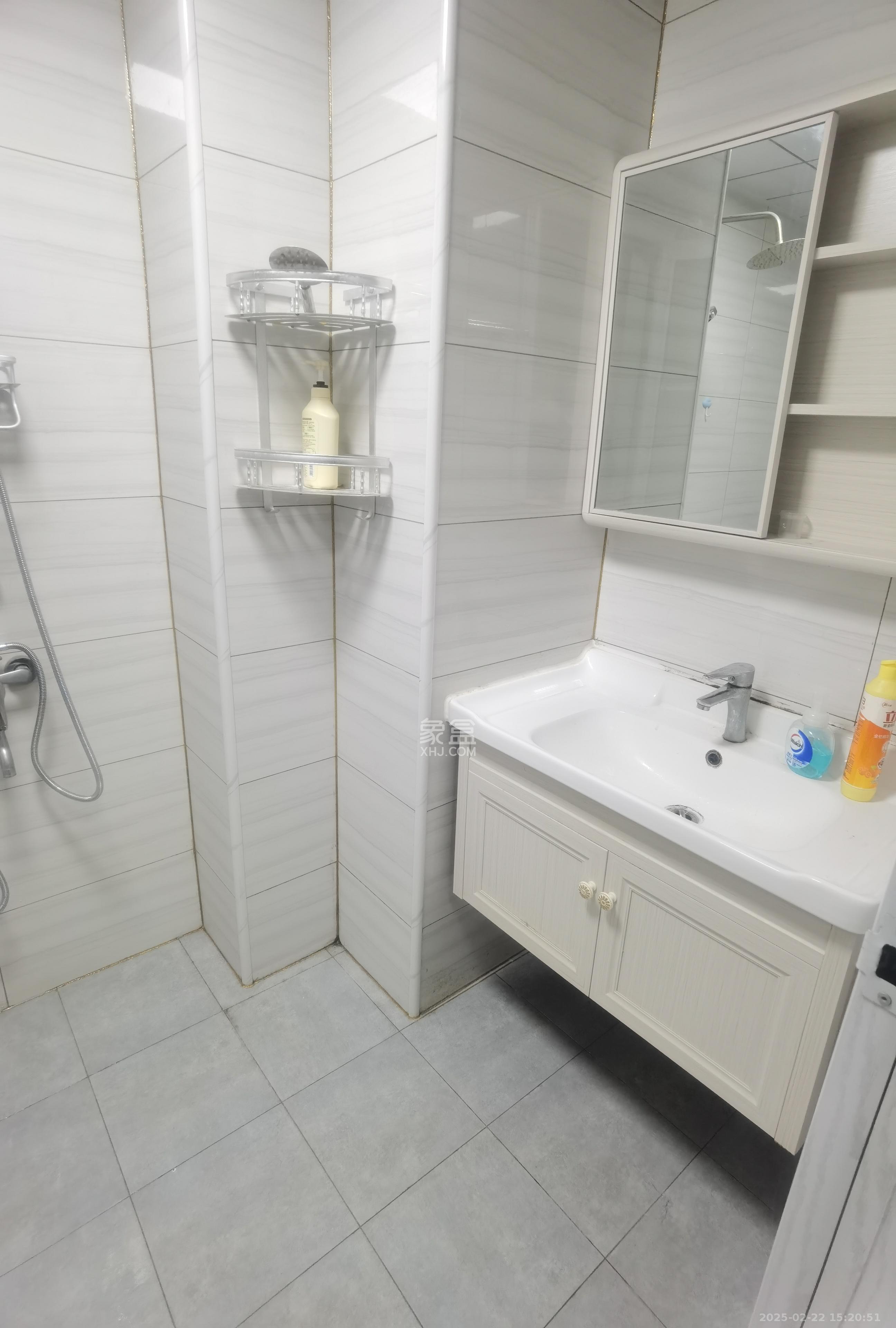 嘉华城（一期）  1室1厅1卫    1400.0元/月室内图