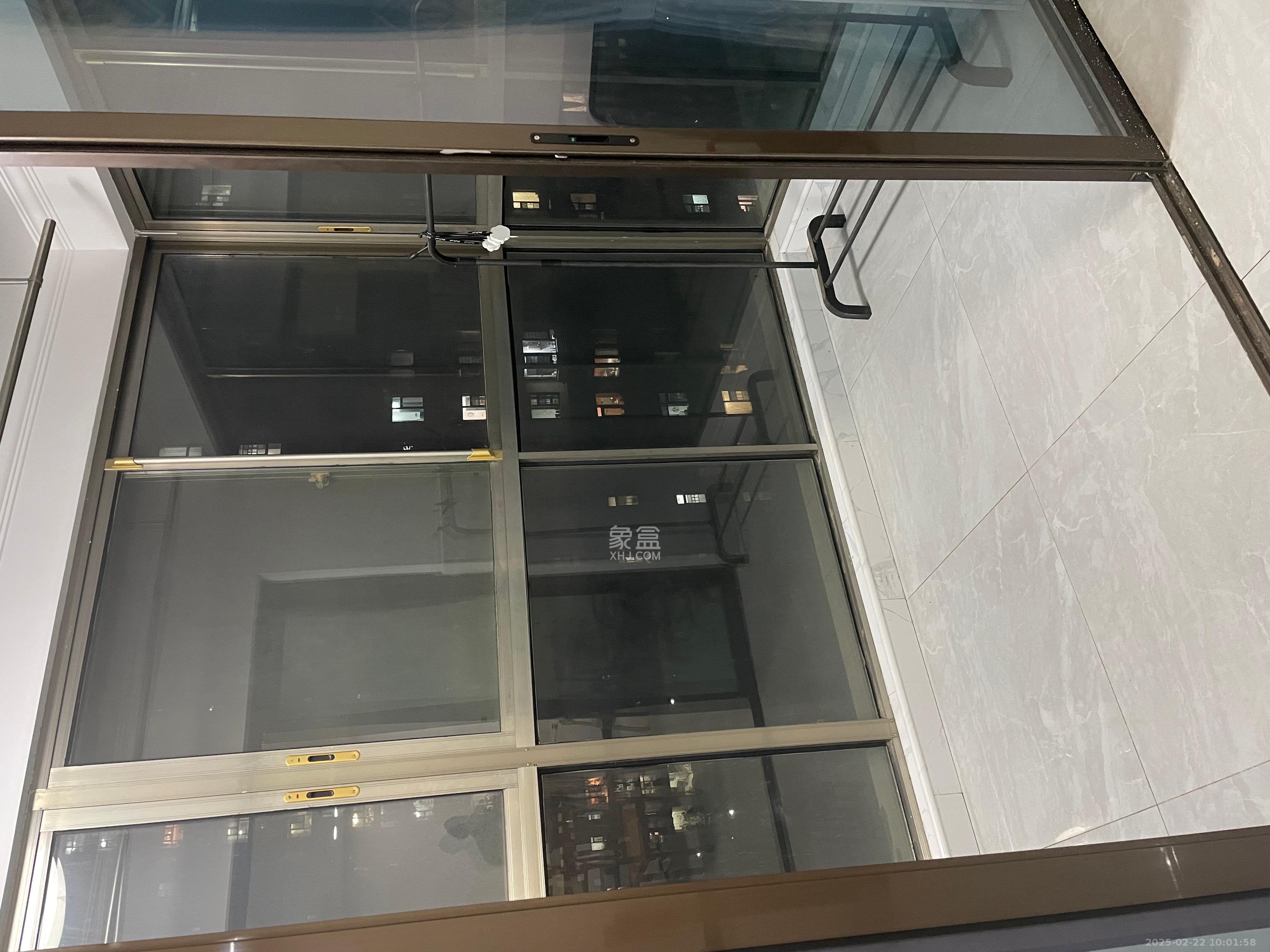 江山帝景哈佛  4室2厅1卫    2600.0元/月 江山帝景哈佛  4室2厅1卫    2600.0元/月室内图