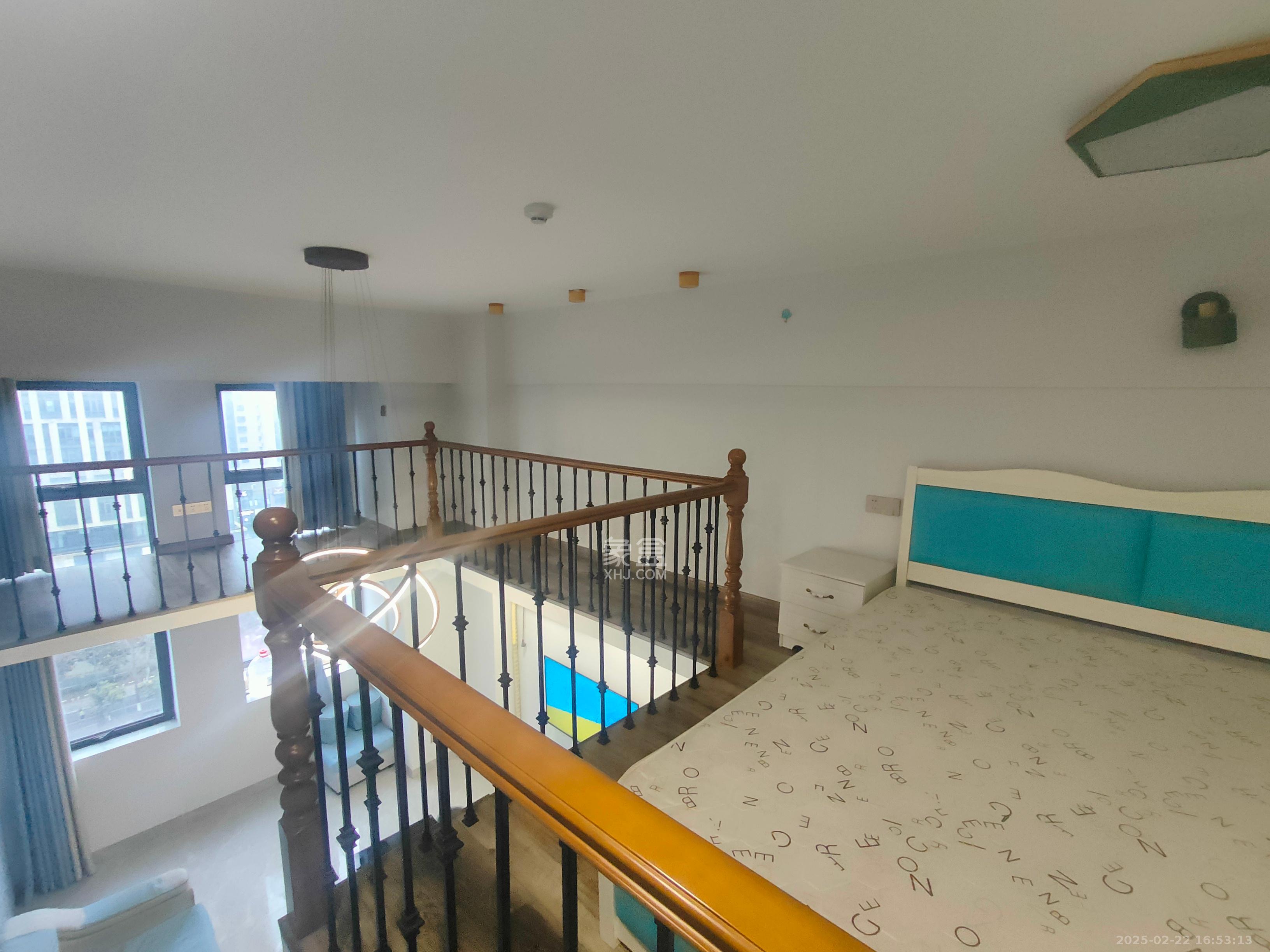 华润置地广场二期 1室1厅1卫 1600.0元/月 华润置地广场二期 1室1厅1卫 1600.0元/月室内图