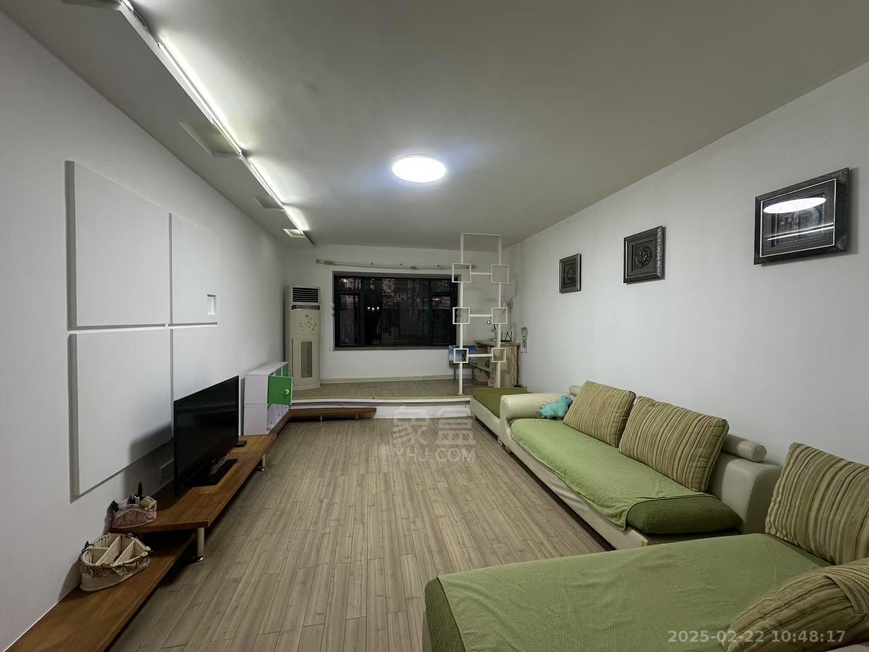 海创明珠花园 3室2厅2卫 1600.0元/月 海创明珠花园 3室2厅2卫 1600.0元/月室内图