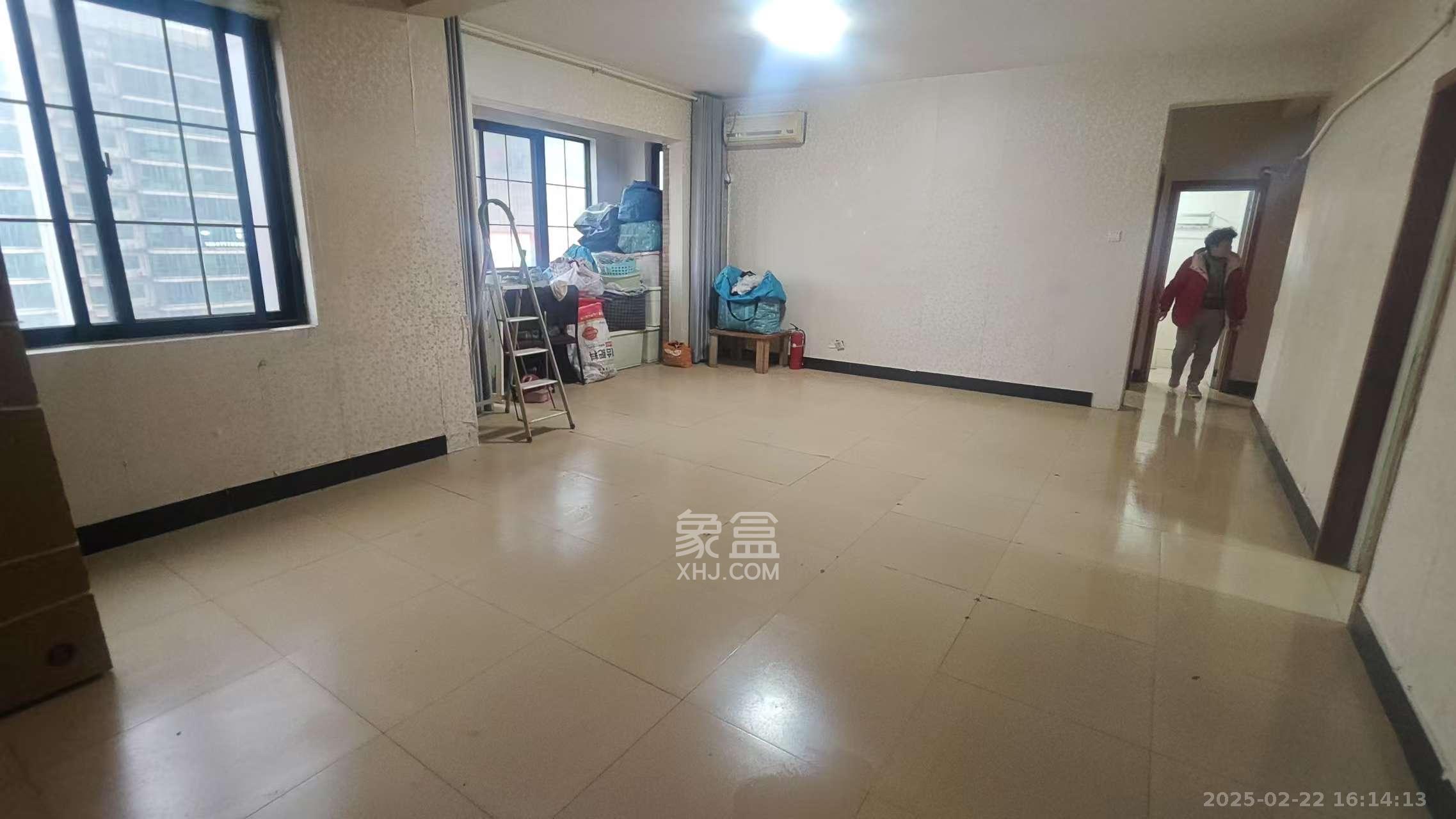 沁园春御院  3室2厅1卫   3500.00元/月室内图